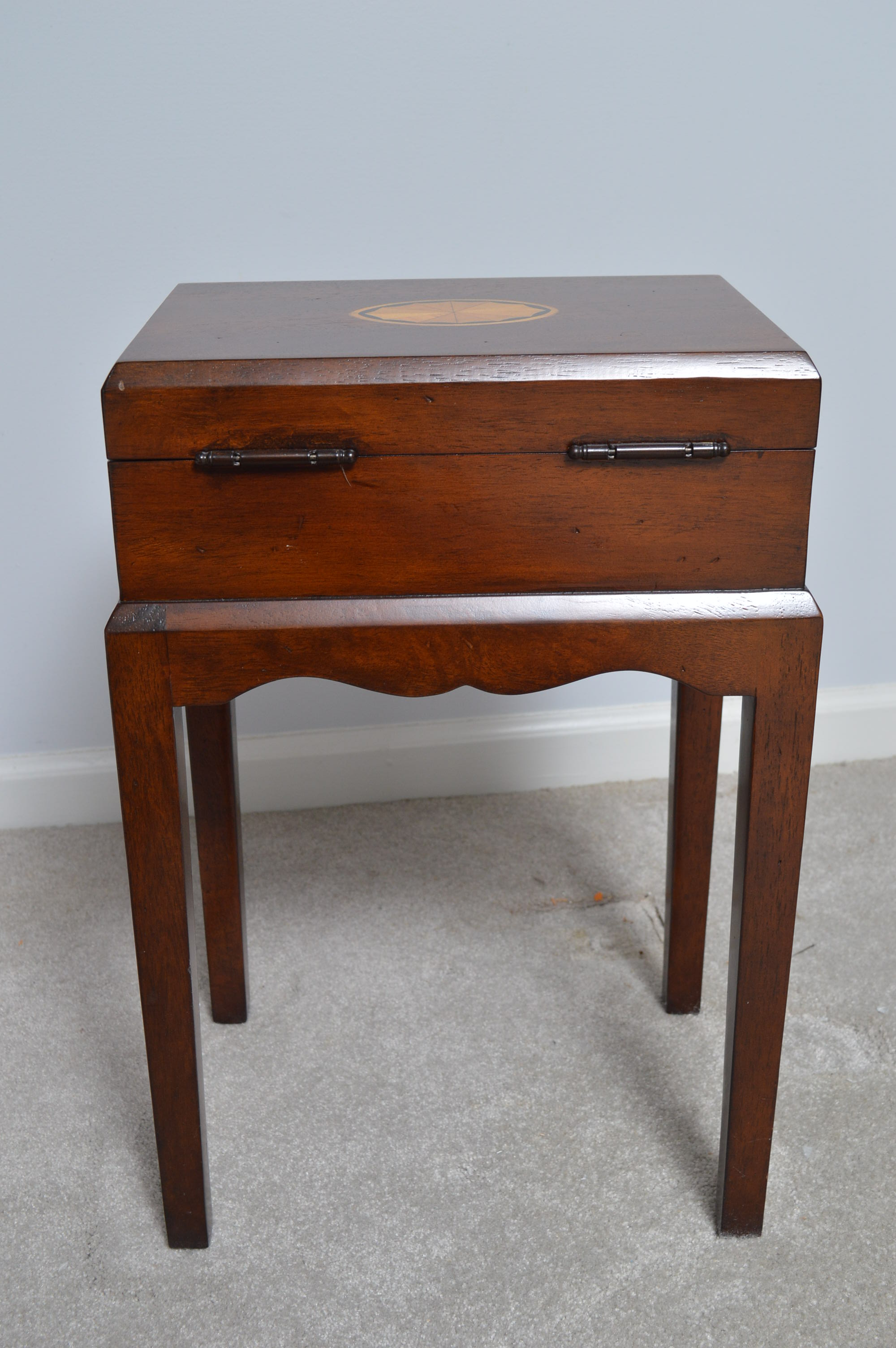 Mahogany End Table with Hinged Top by Accents Beyond EBTH