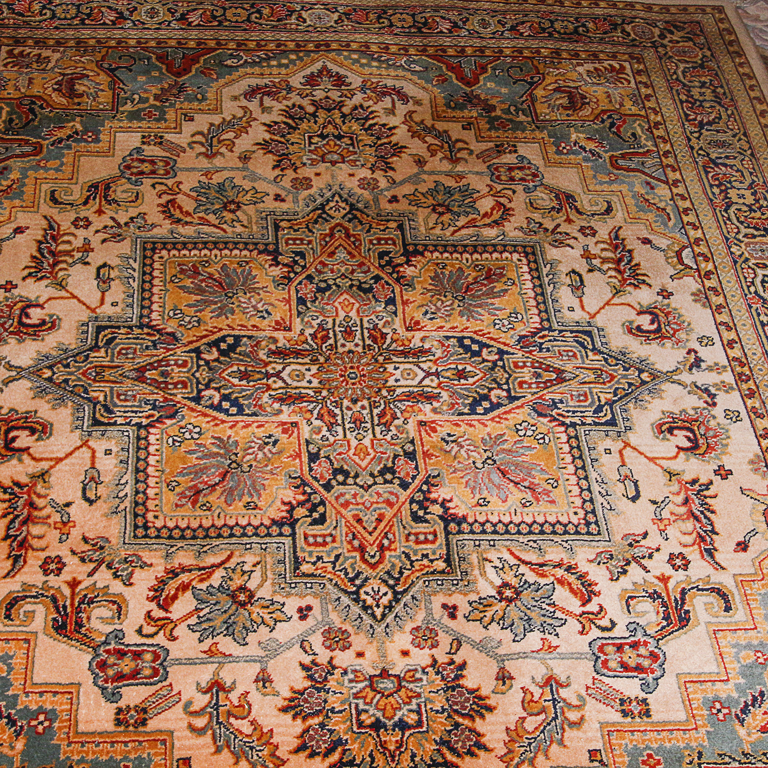 Machine Woven Wool "Heriz" Area Rug by Sears Kismet Collection EBTH