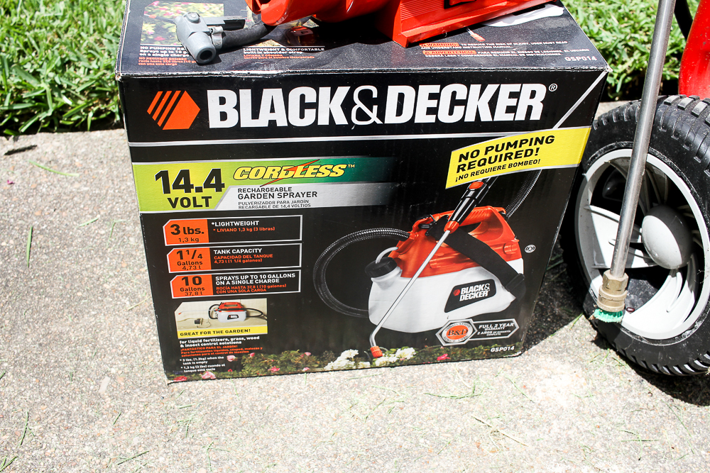 Black & Decker Cordless Rechargeable Garden Sprayer and Power Washer EBTH