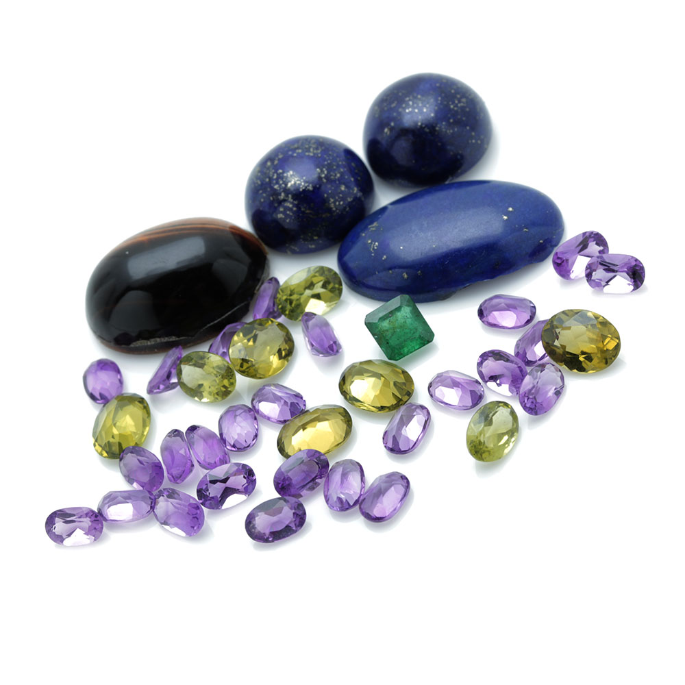 Assortment of Loose Gemstones EBTH