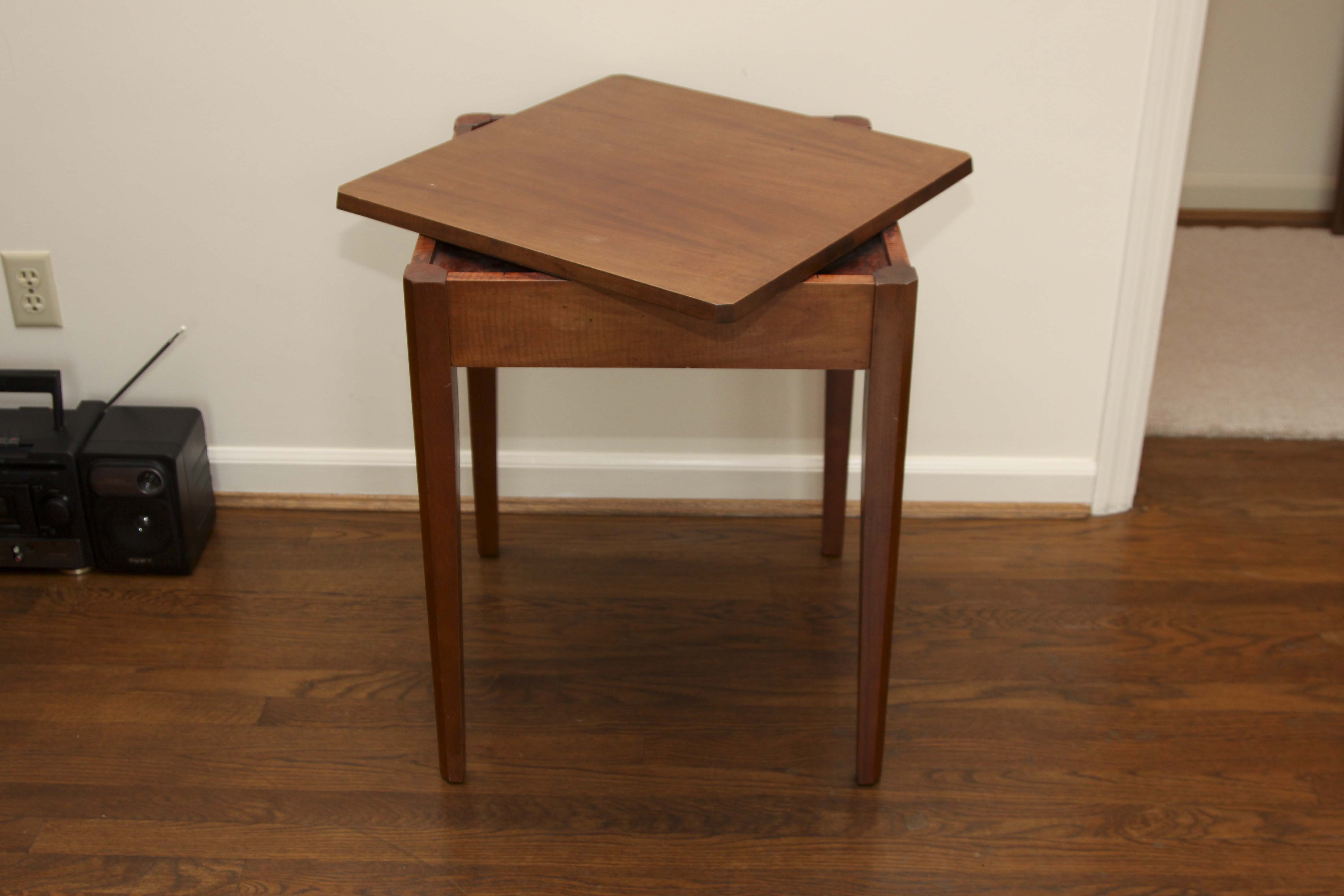 Vintage Swivel Top Side Table EBTH