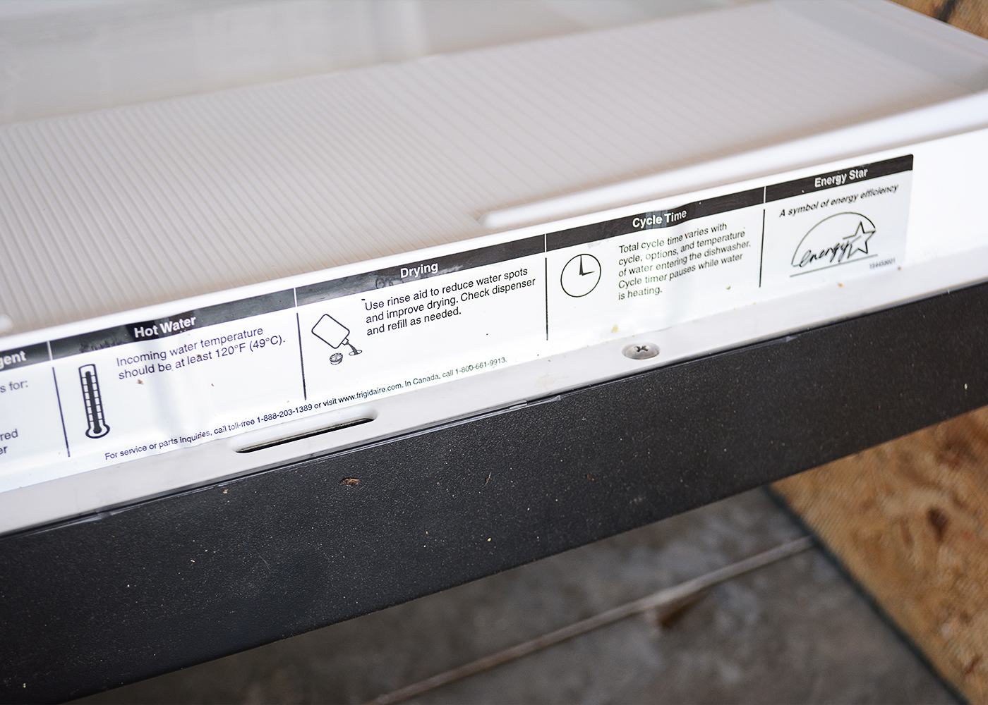 Frigidaire UltraQuiet III Dishwasher EBTH