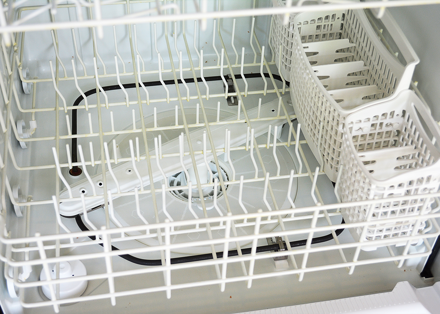 Frigidaire UltraQuiet III Dishwasher EBTH