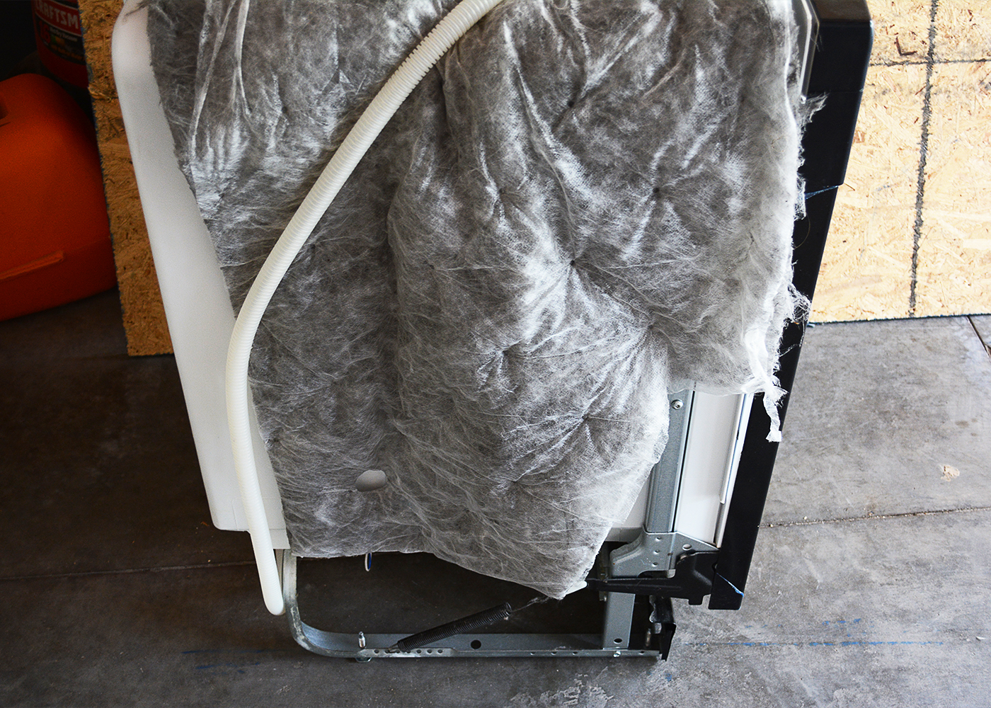 Frigidaire UltraQuiet III Dishwasher EBTH