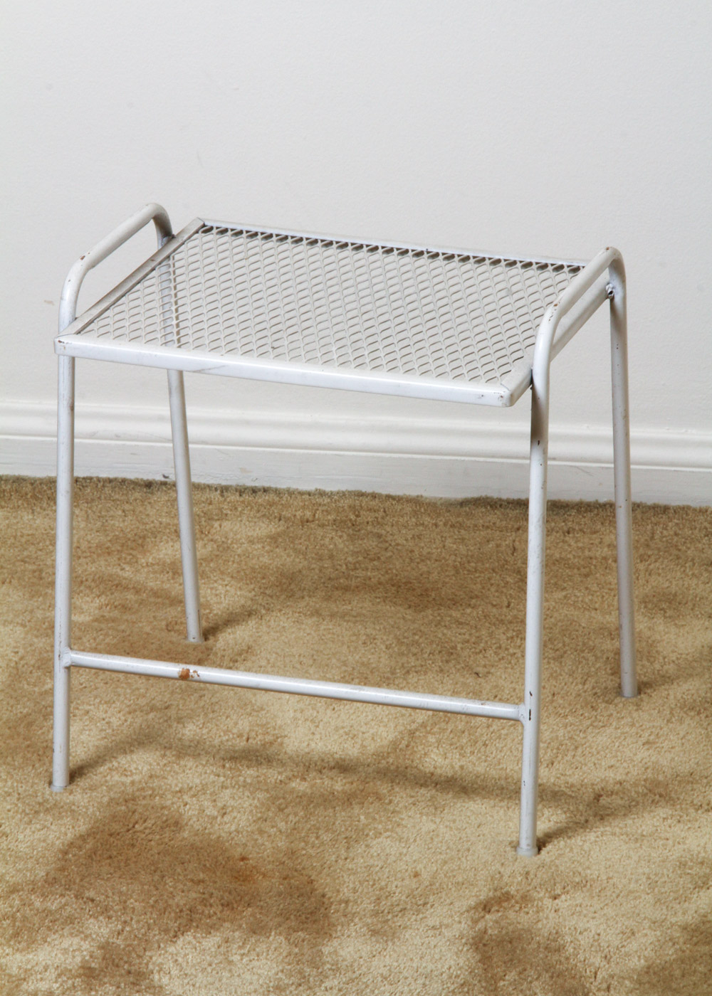 Pair of Vintage Metal Patio Side Tables EBTH