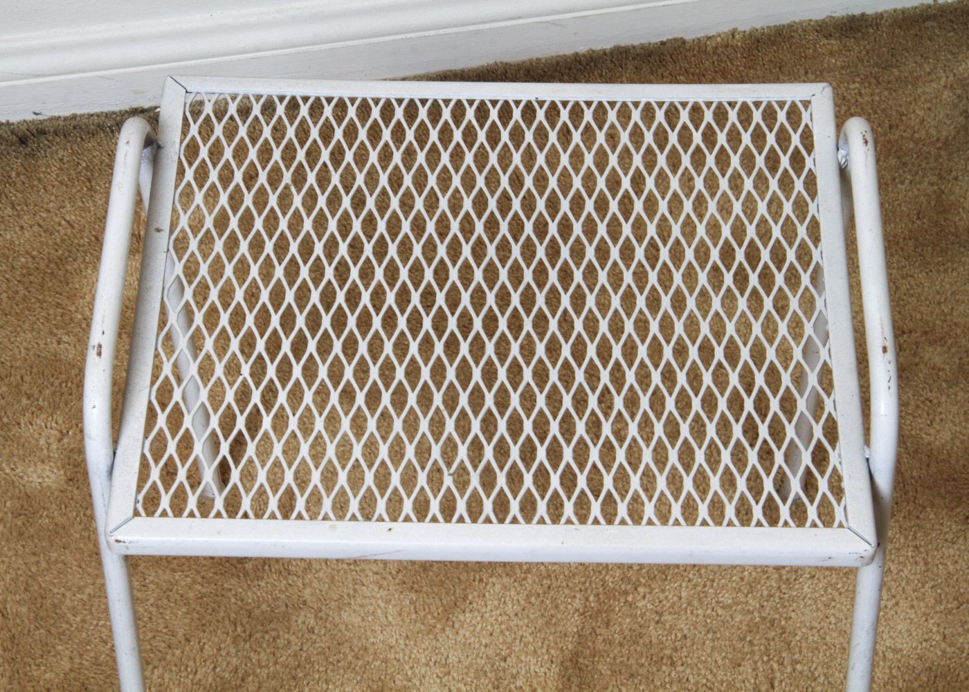 Pair of Vintage Metal Patio Side Tables EBTH