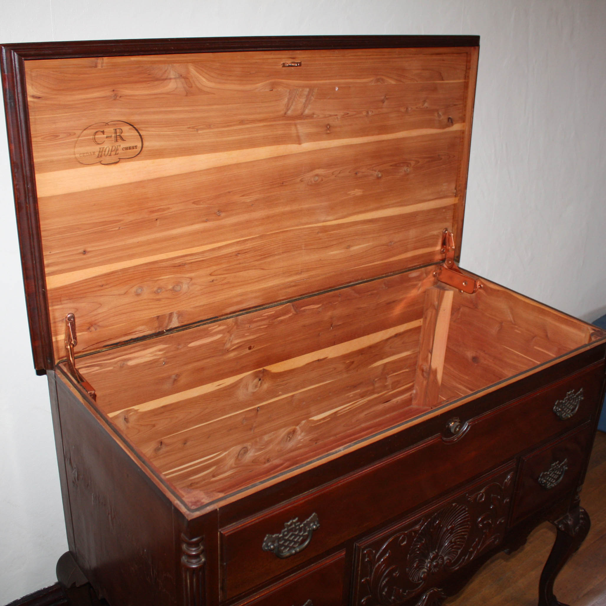 Chippendale Style Mahogany CedarLined Hope Chest by Caswell Runyan EBTH