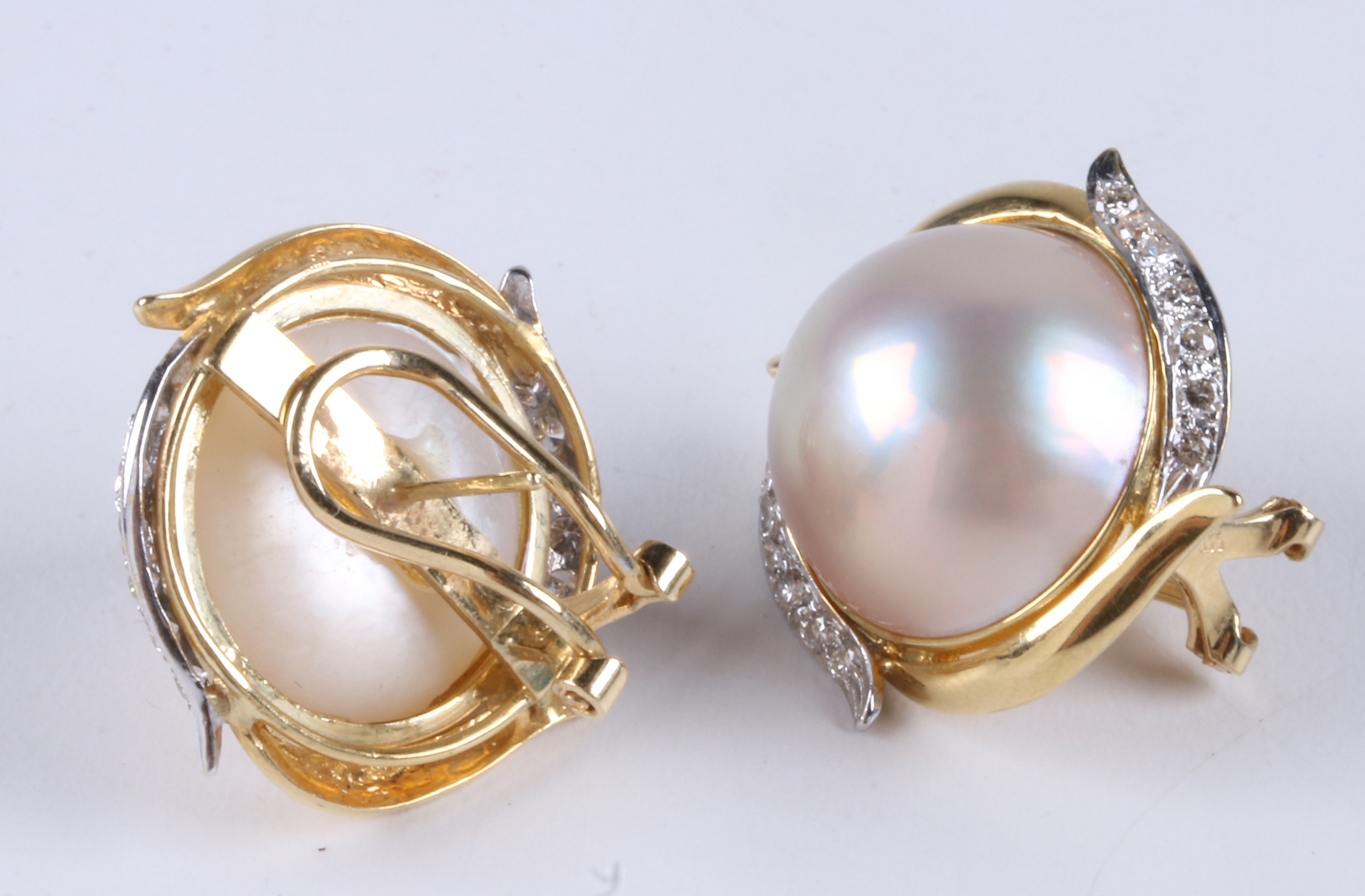 18K Yellow Gold Cultured Filled Mabe Pearl Earrings with Diamonds : EBTH