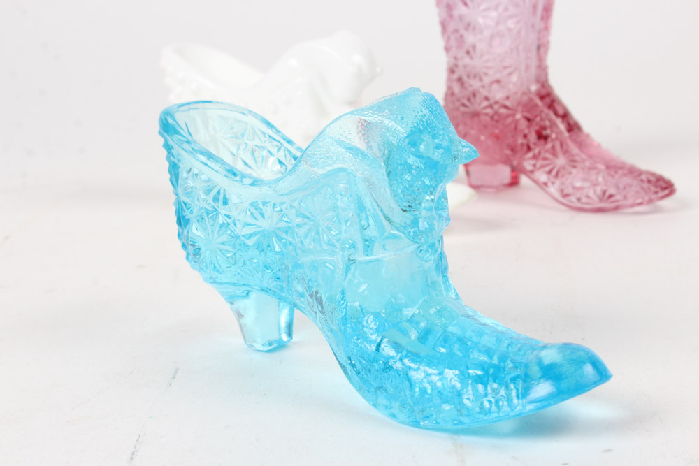 Fenton Glass Shoes Including Vaseline Glass EBTH