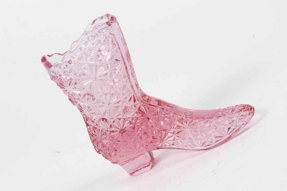Fenton Glass Shoes Including Vaseline Glass EBTH