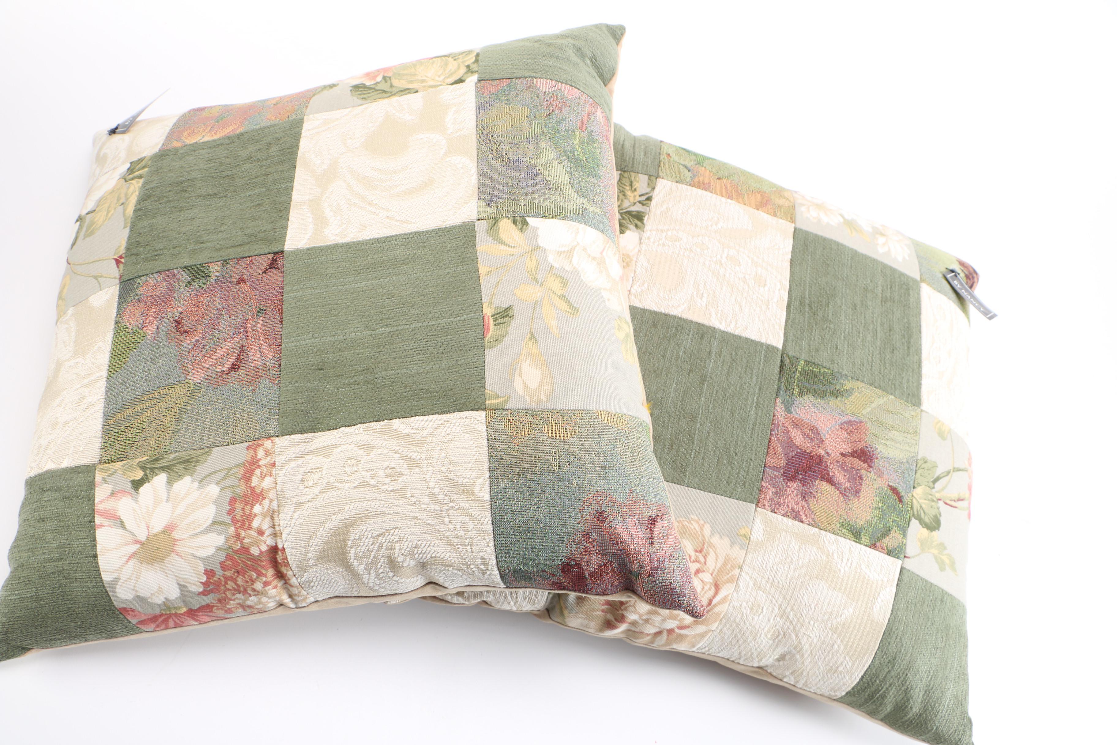 Floral Sage Green and Coral Throw Pillow Set EBTH