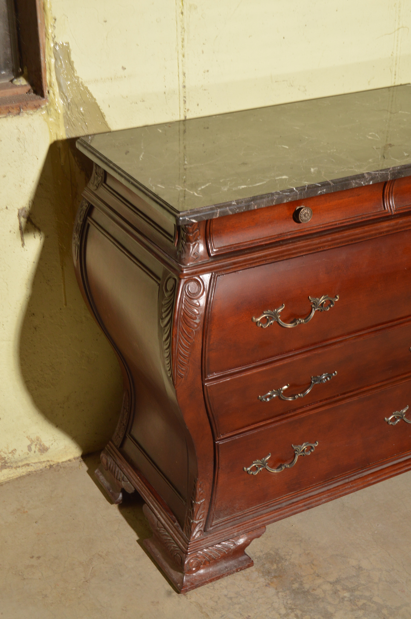 MarbleTop Mahogany Bombay Chest EBTH