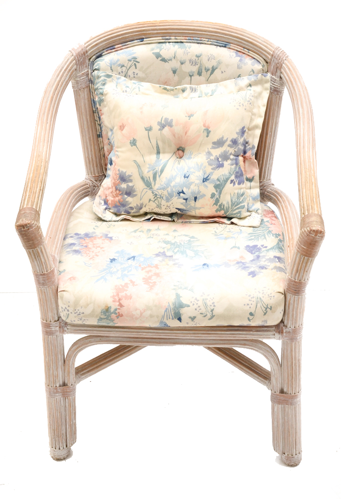 Henry Link Wicker Dining Set | EBTH