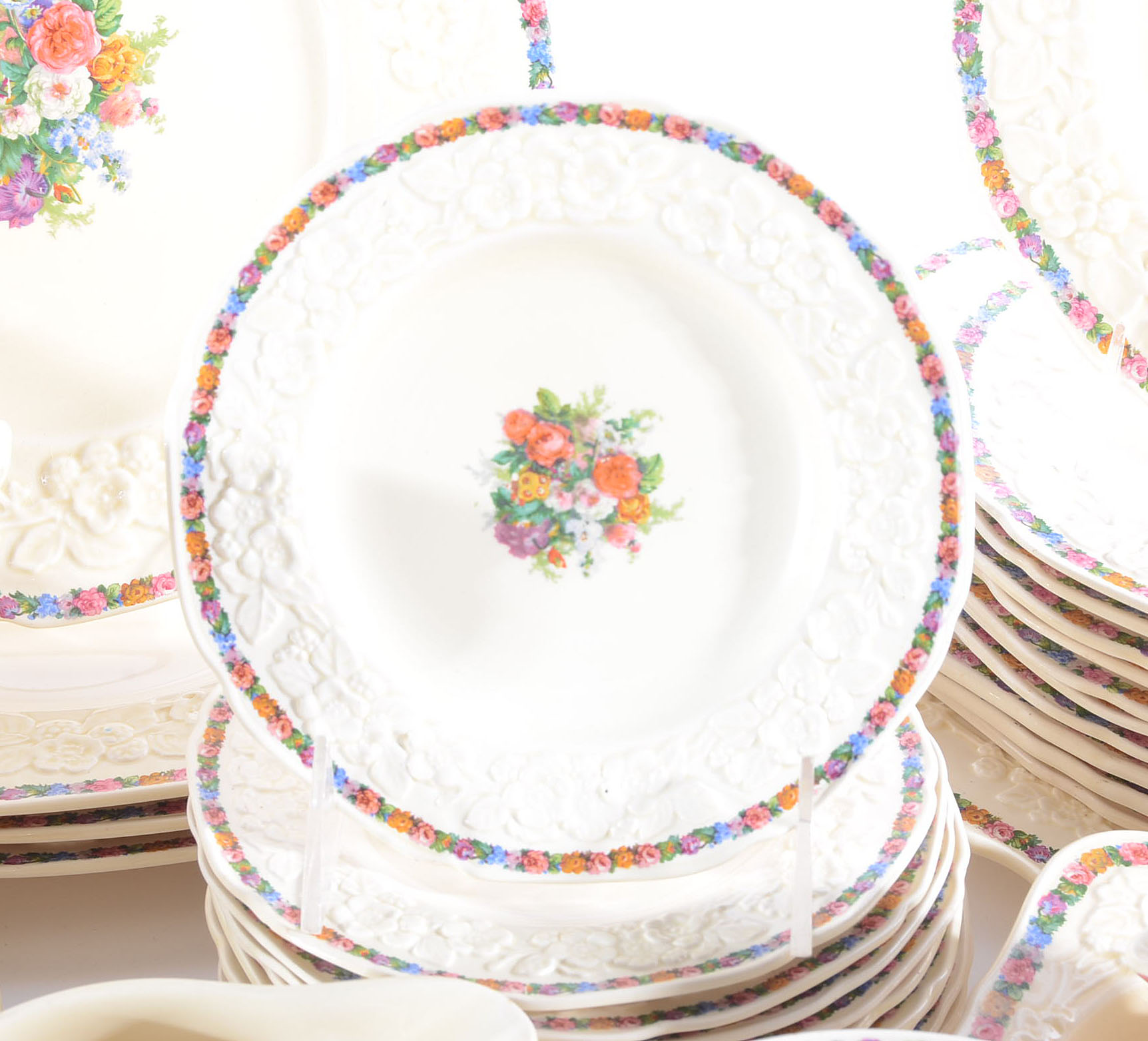 English Crown Ducal "Gainsborough" Pattern China Service EBTH