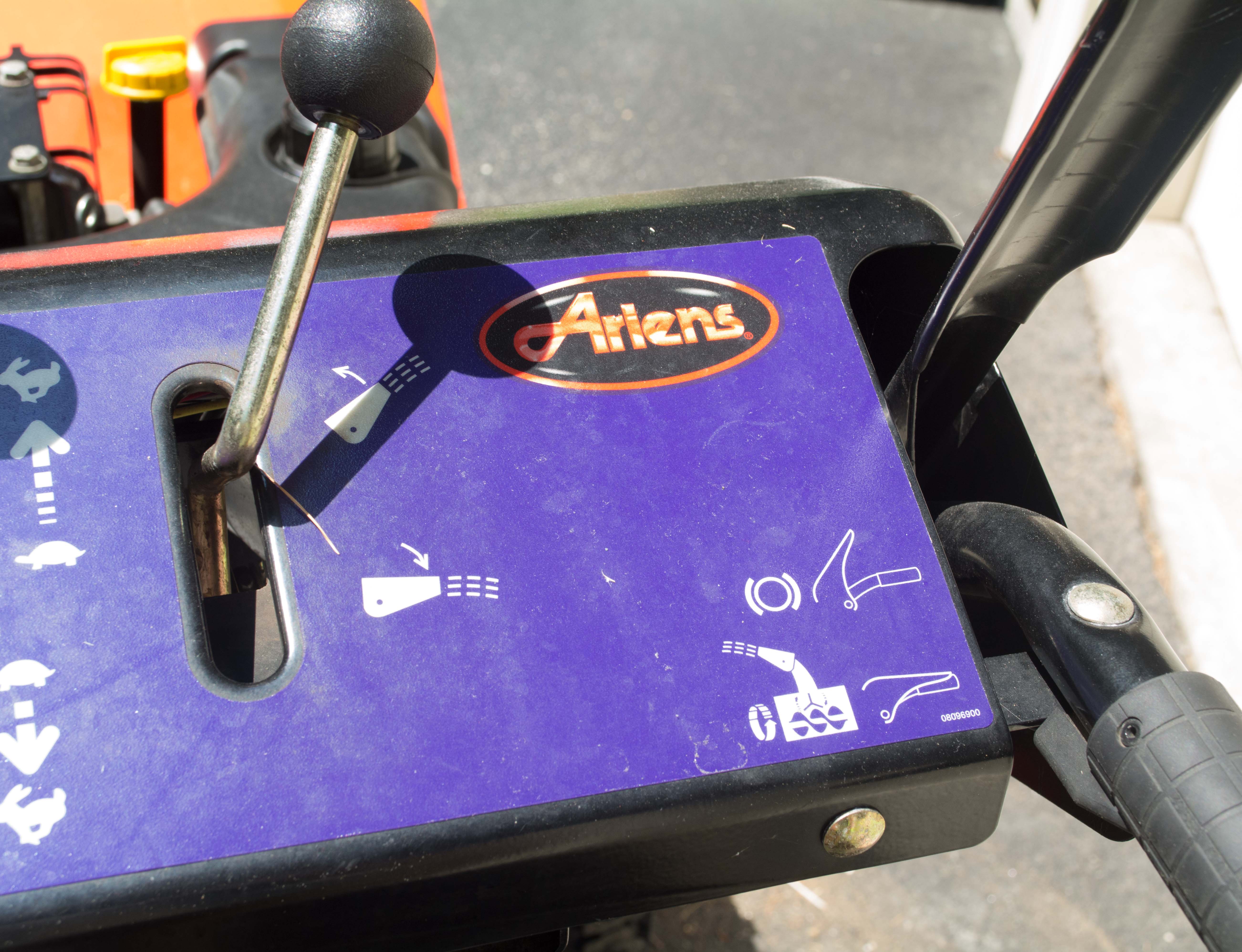 Ariens 1128 Pro Snowblower EBTH