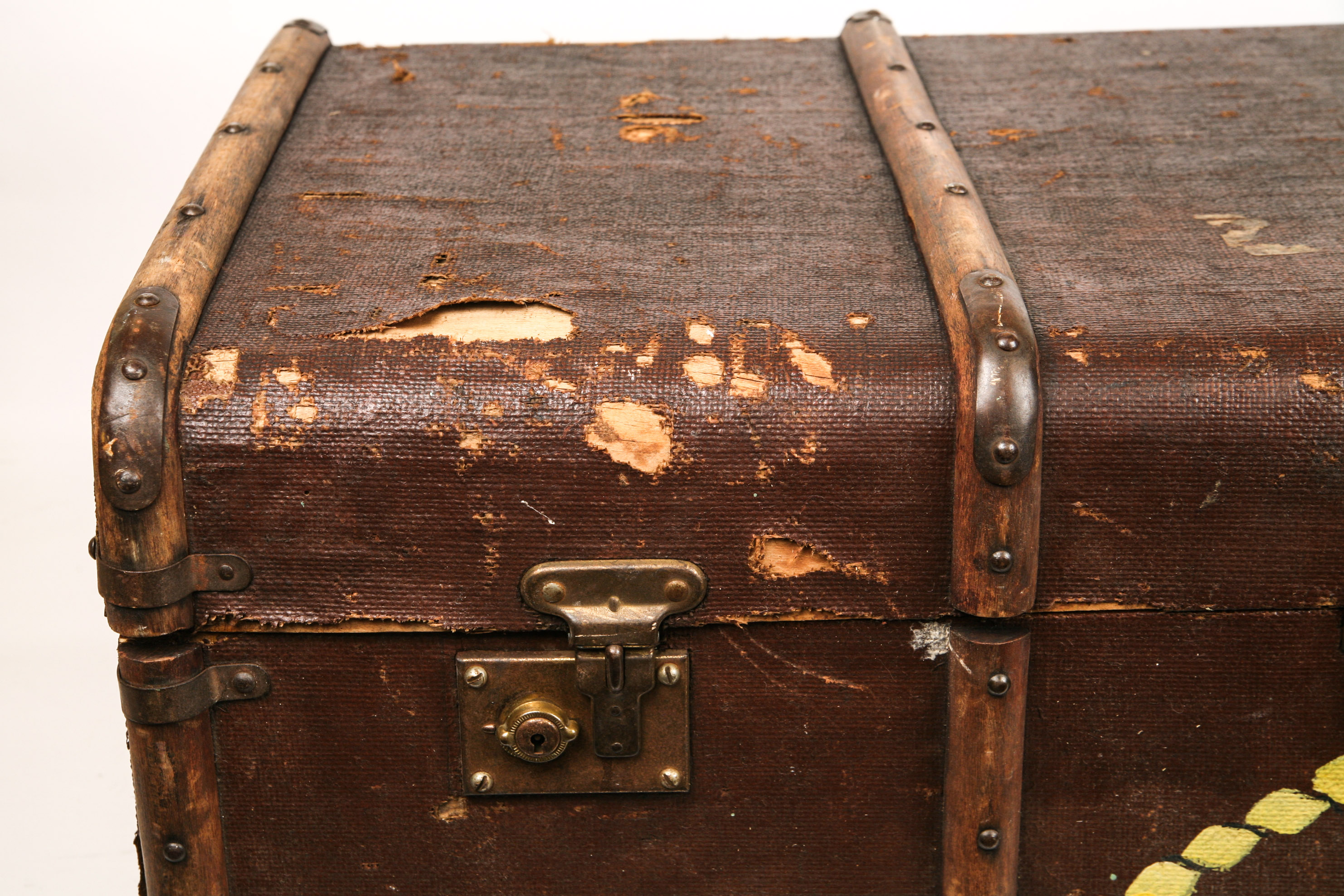 Refurbished Antique Steamer Railway Trunk EBTH