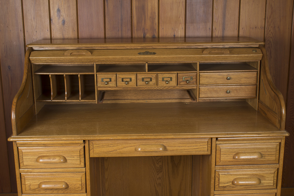 Riverside "Oak Creek" Roll Top Desk EBTH