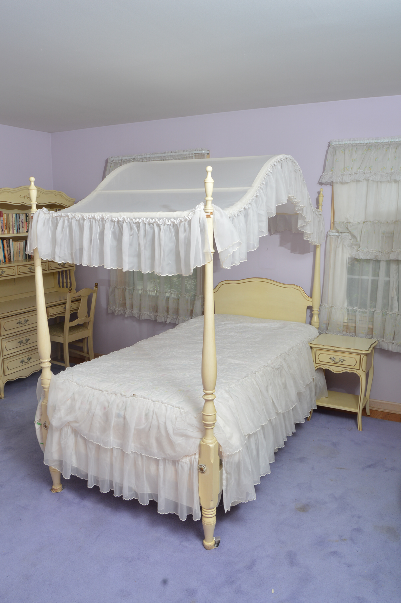 French Provincial Canopy Bed with Matching Nightstand EBTH