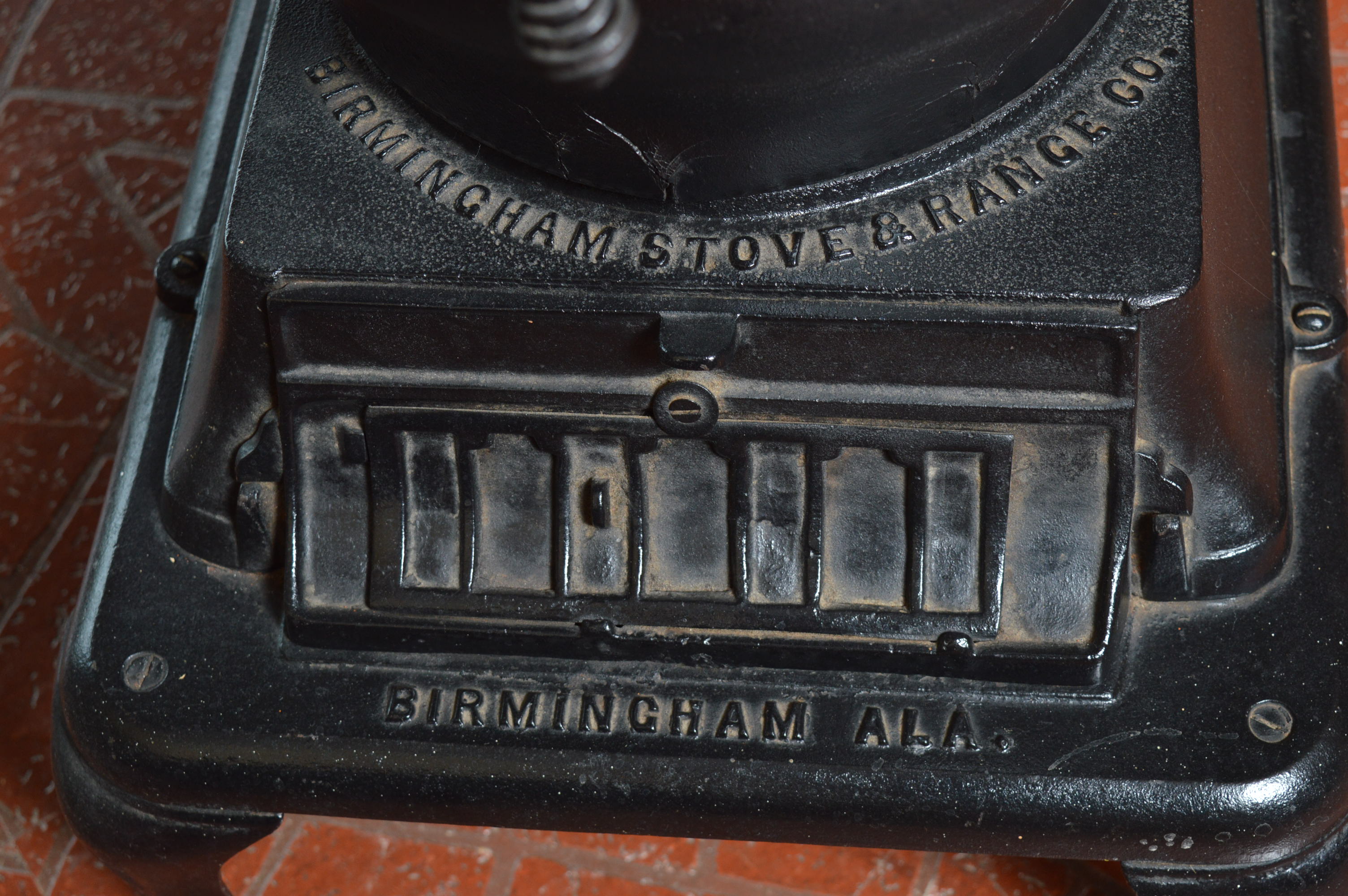 Birmingham Stove Company "Big Boy" Cast Iron Stove EBTH