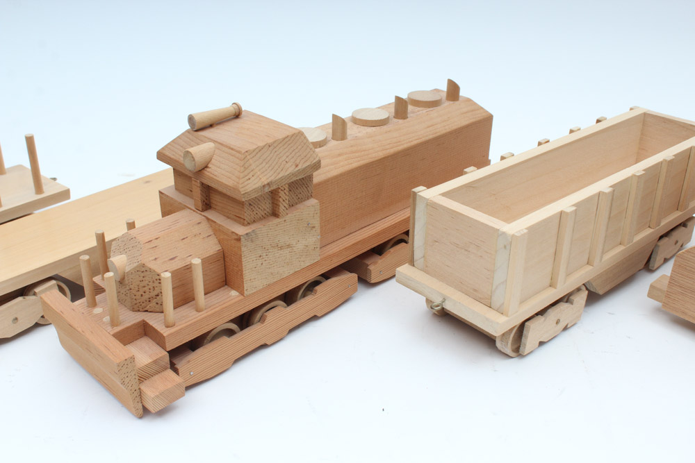 Hand Crafted Wooden Train Set | EBTH