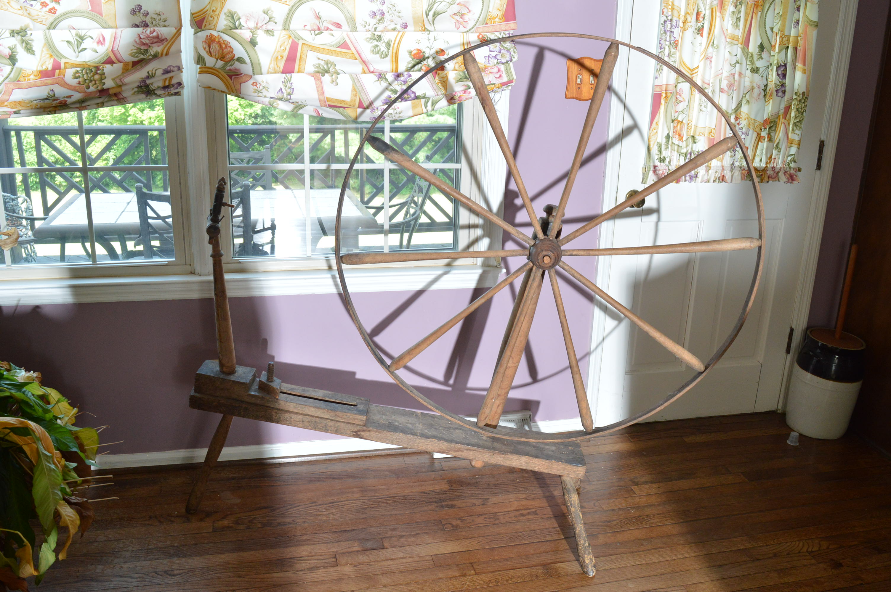 Walking Spinning Wheel EBTH