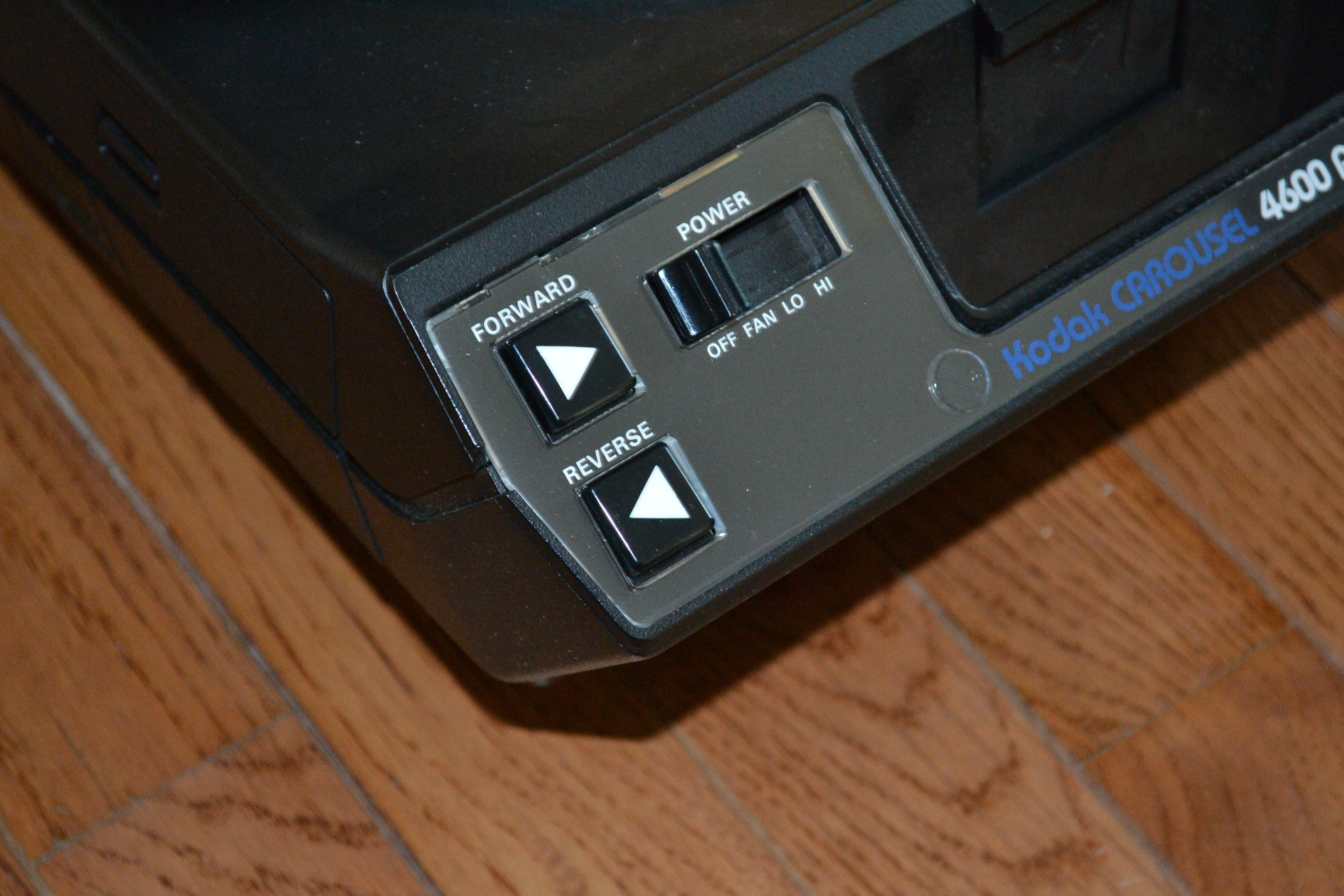 Kodak 4600 Carousel Slide Projector EBTH