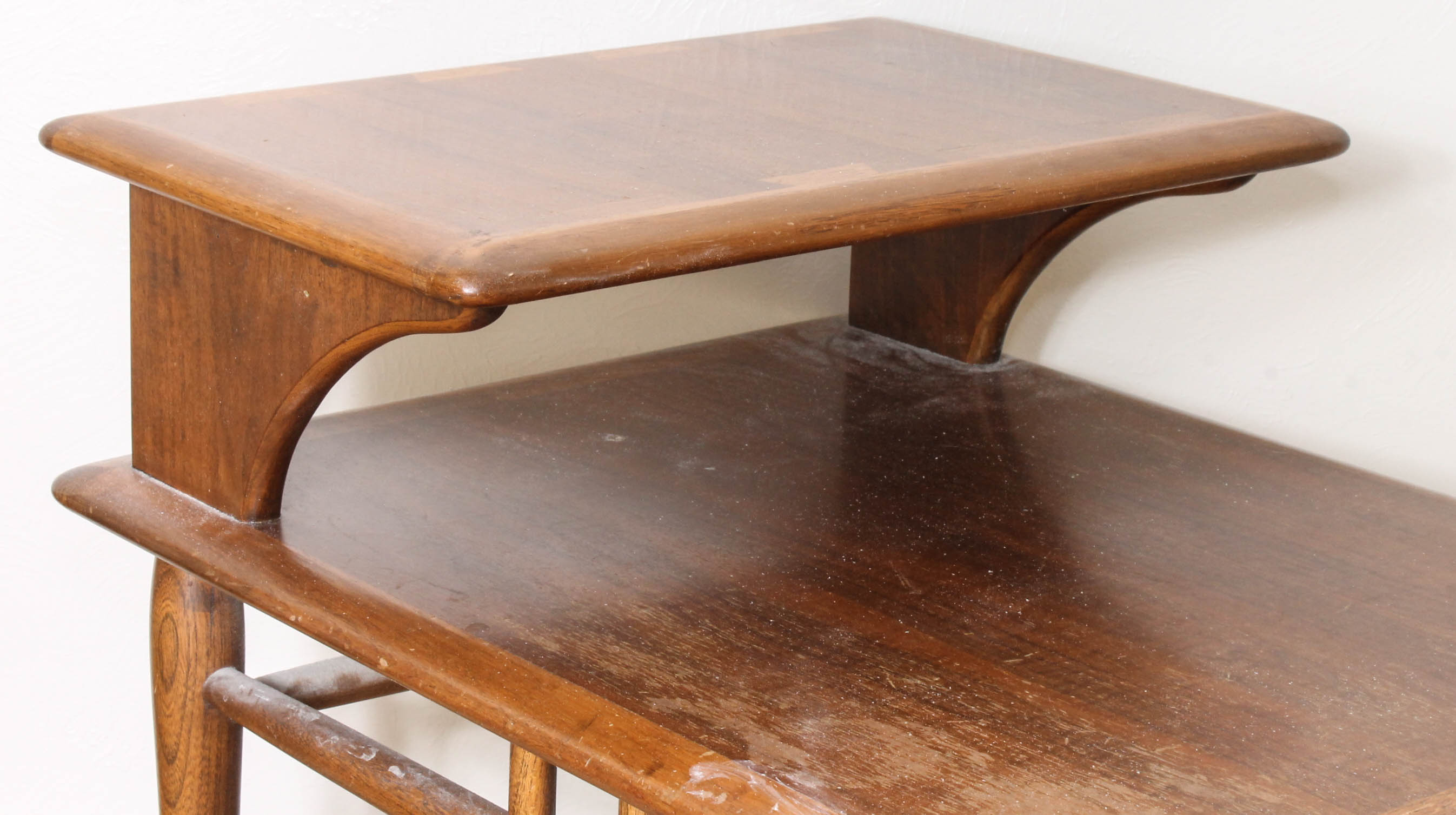 Vintage Mid Century Modern TwoTier End Table by Lane EBTH