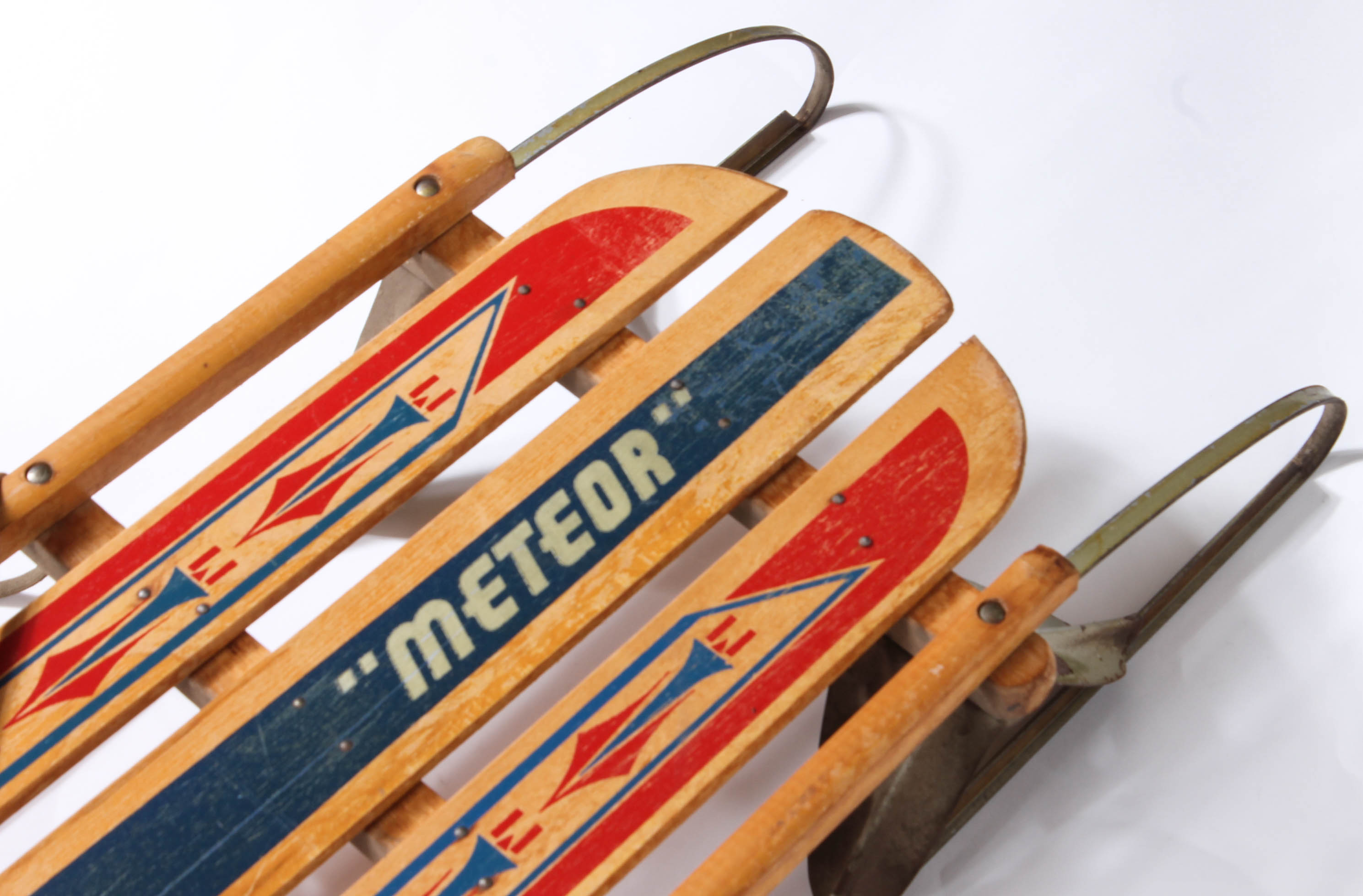 Vintage Hiawatha Wooden Sled EBTH