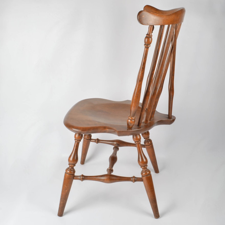 Set of Windsor-Style Brace-Back Chairs | EBTH