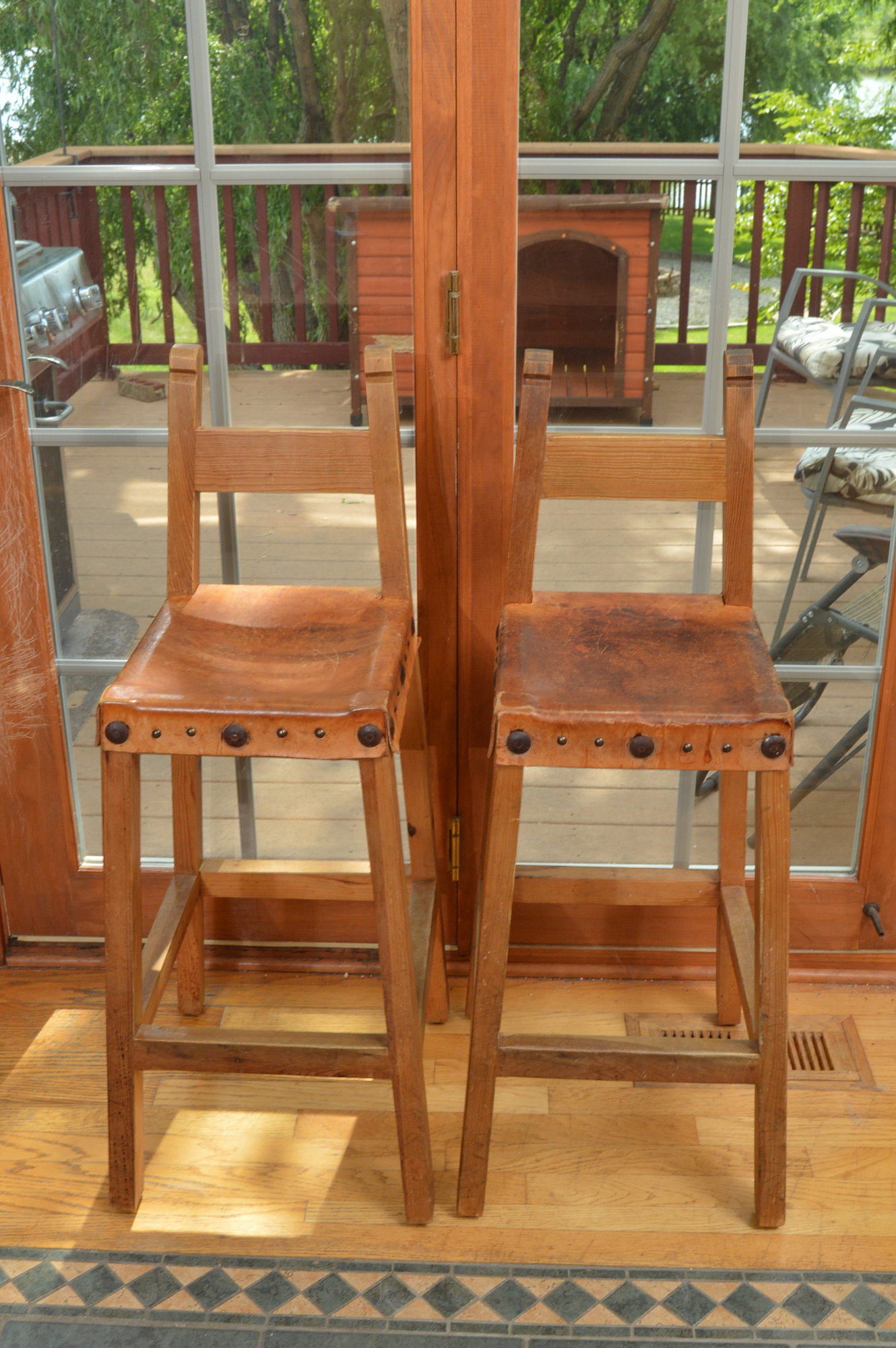 Mexican Bar Stools With Leather Seats EBTH