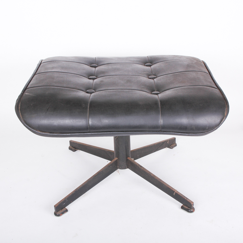 Vintage Fool Stool EBTH