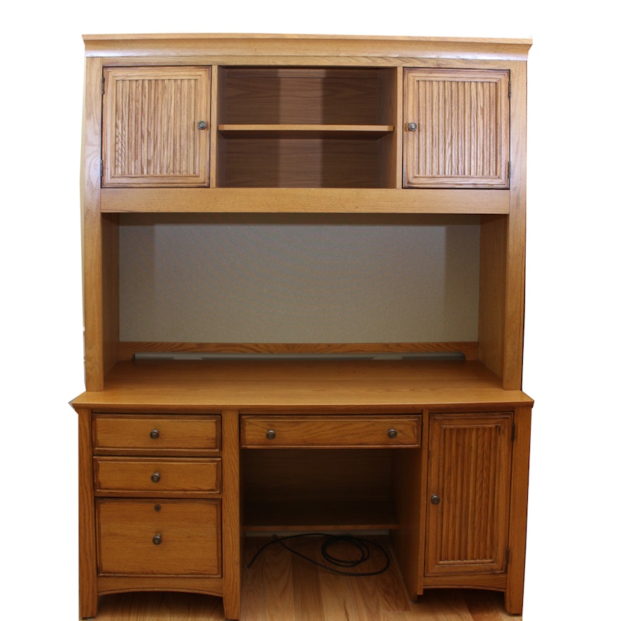 Oak Desk By Stanley Furniture Ebth Oak Desk By Stanley Furniture