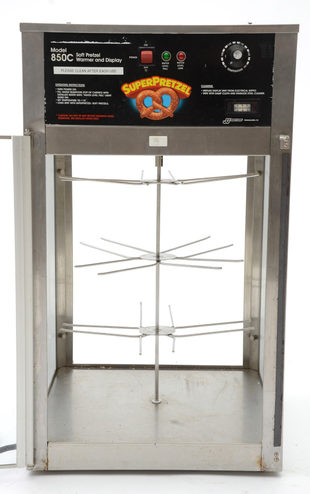 Super Pretzel Soft Pretzel Warmer EBTH