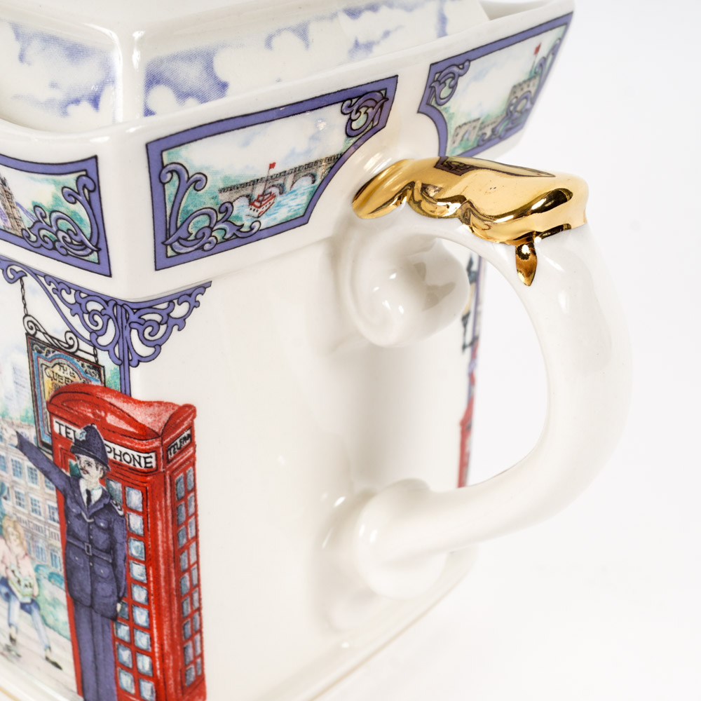 James Sadler "Best of British" Piccadilly Teapot EBTH