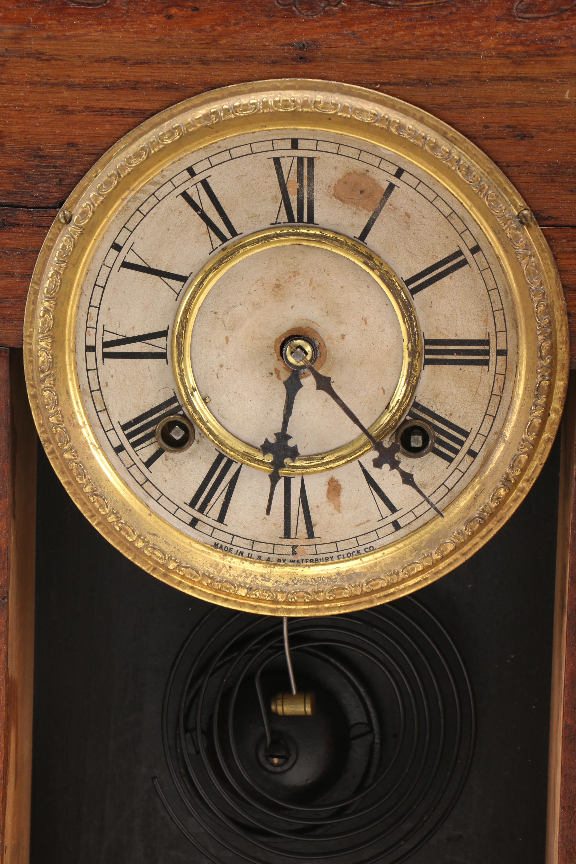 Antique Waterbury Clock Co. Gingerbread Mantel Clock EBTH