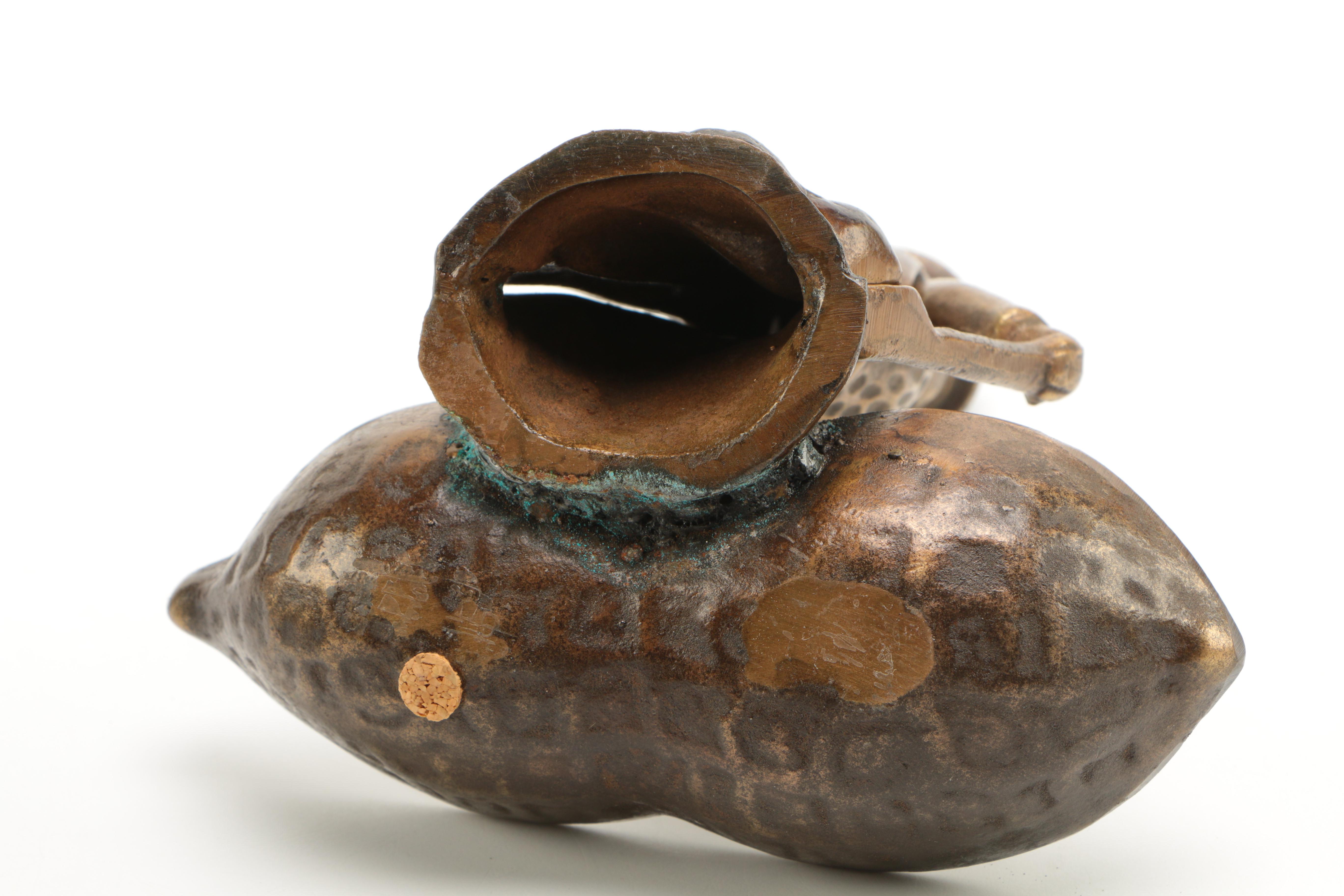 Vintage Peanut Decor Featuring Planter's Peanuts EBTH