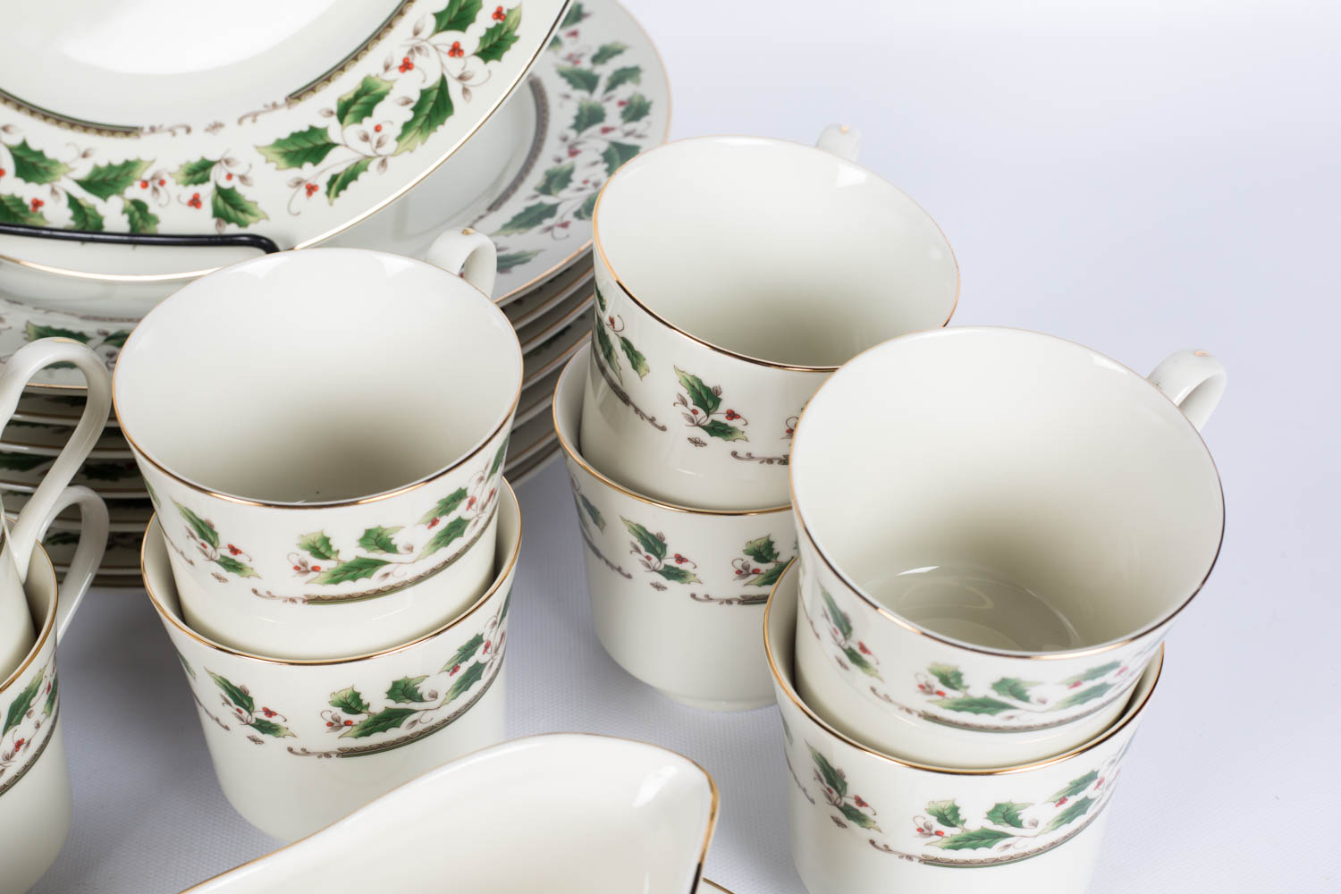 Royal Limited "Holly Holiday" China Set EBTH