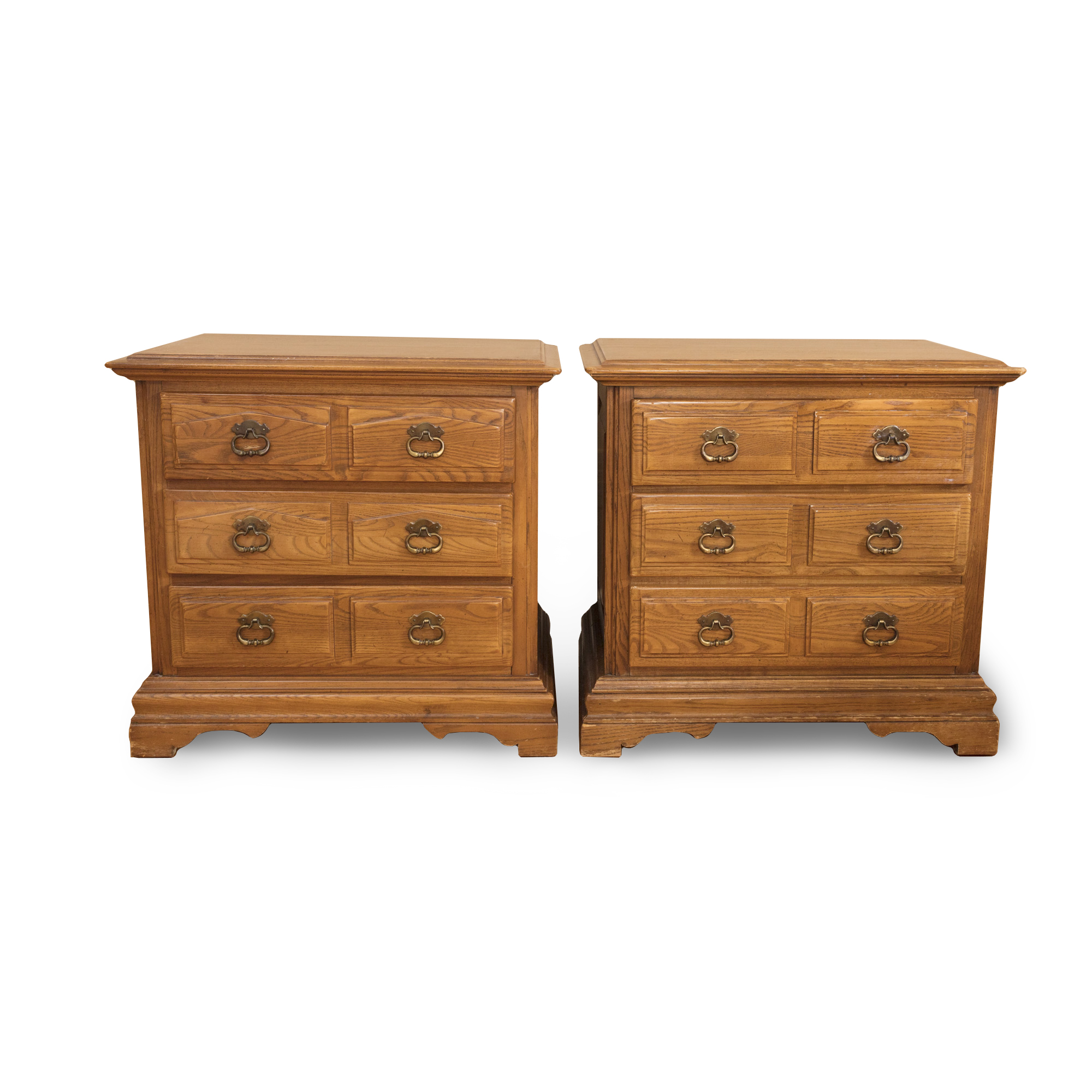Pair Of Oak Nightstands From Espanol By Link Taylor Ebth
