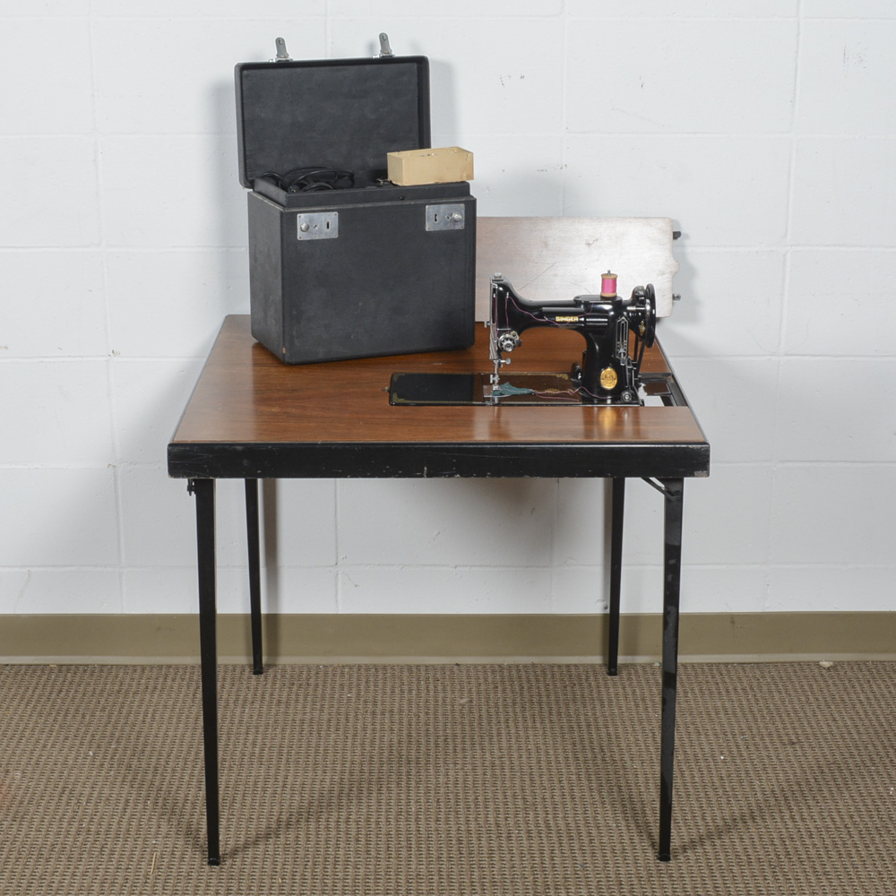 Vintage Singer Featherweight Sewing Machine And Table