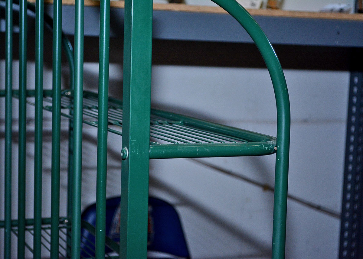 Bakers Rack with Wicker Drawers EBTH