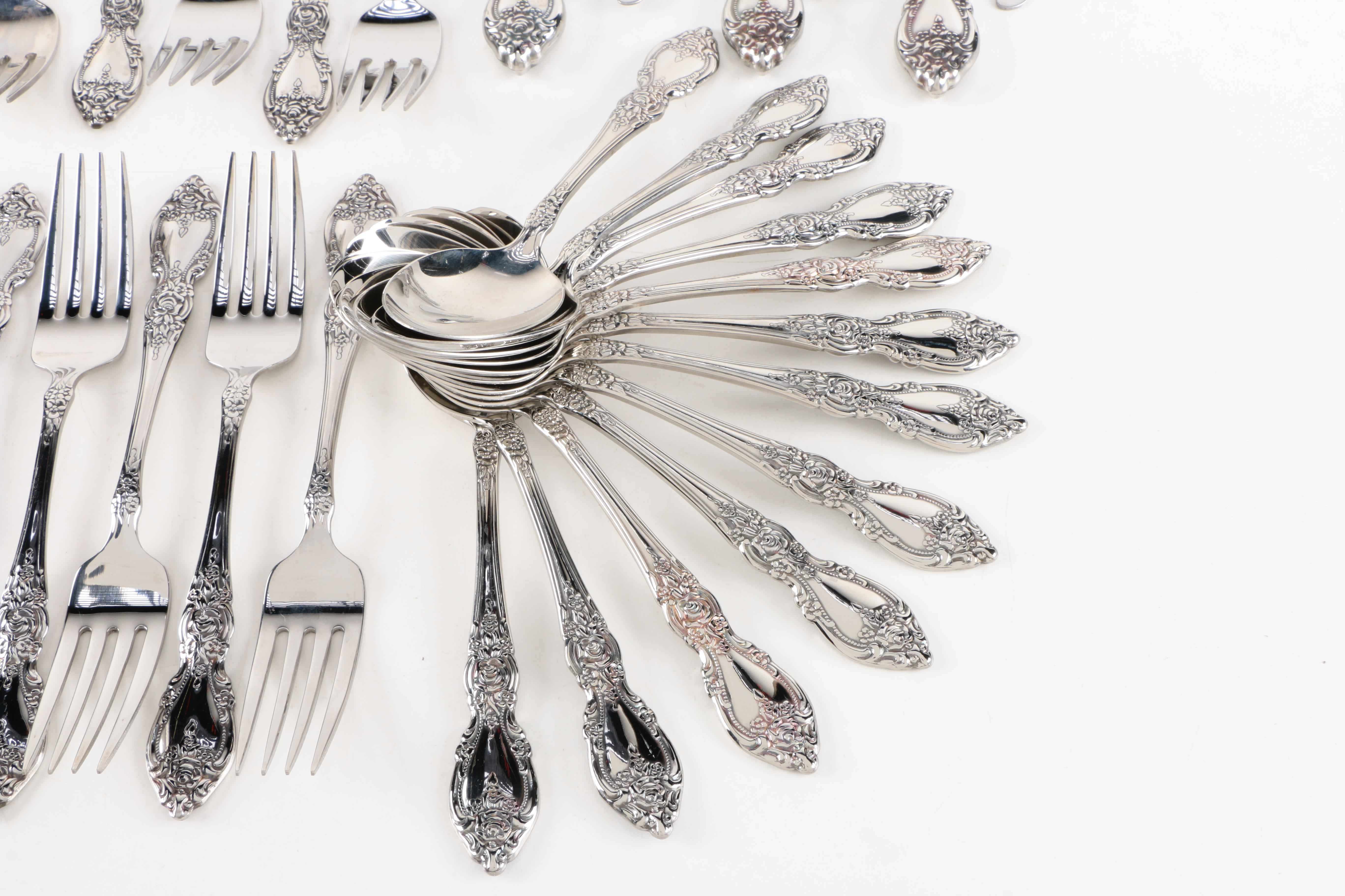 Oneida "Wordsworth" Stainless Steel Flatware Set EBTH