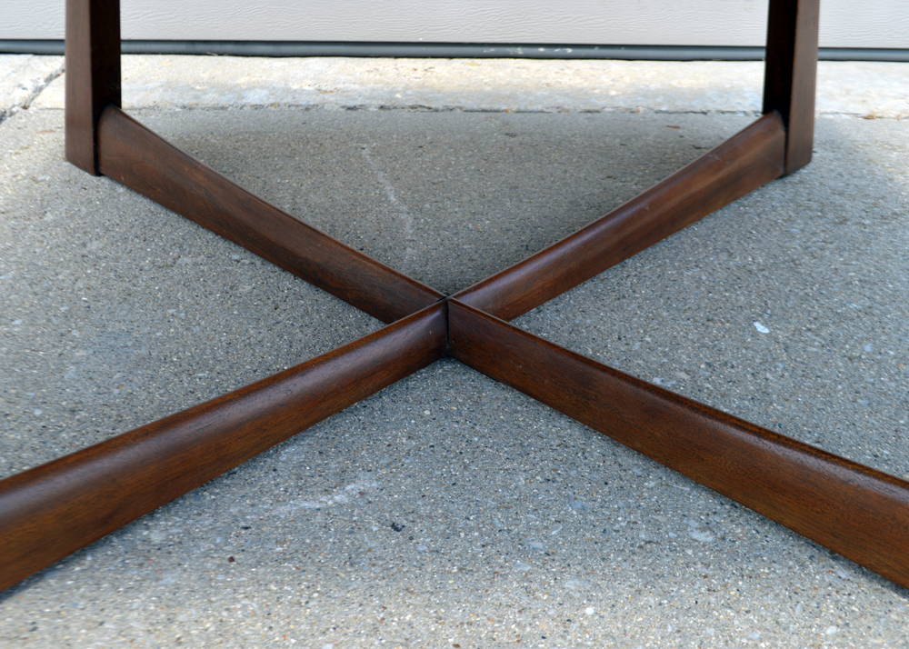 Mid Century Modern Heywood Wakefield Walnut Coffee Table | EBTH