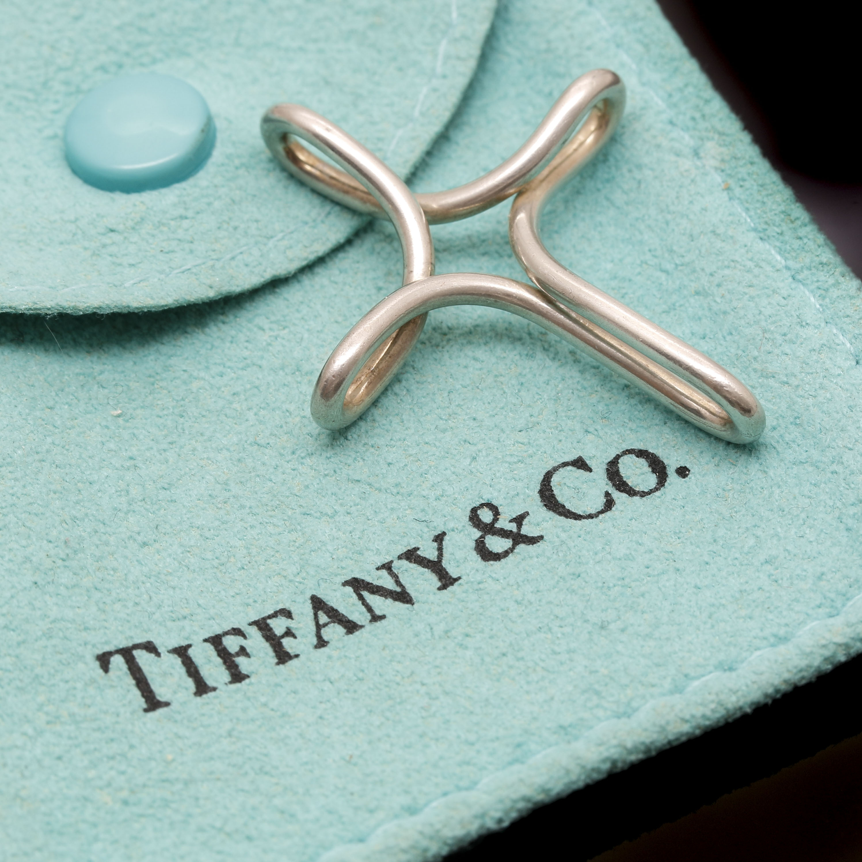 Tiffany & Co. Sterling Silver "Elsa Peretti" Infinity Cross Pendant EBTH