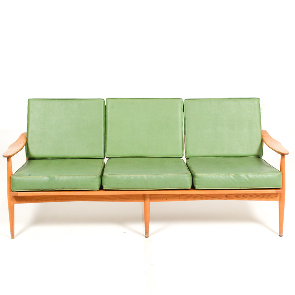 Mid Century Modern HeywoodWakefield Couch EBTH