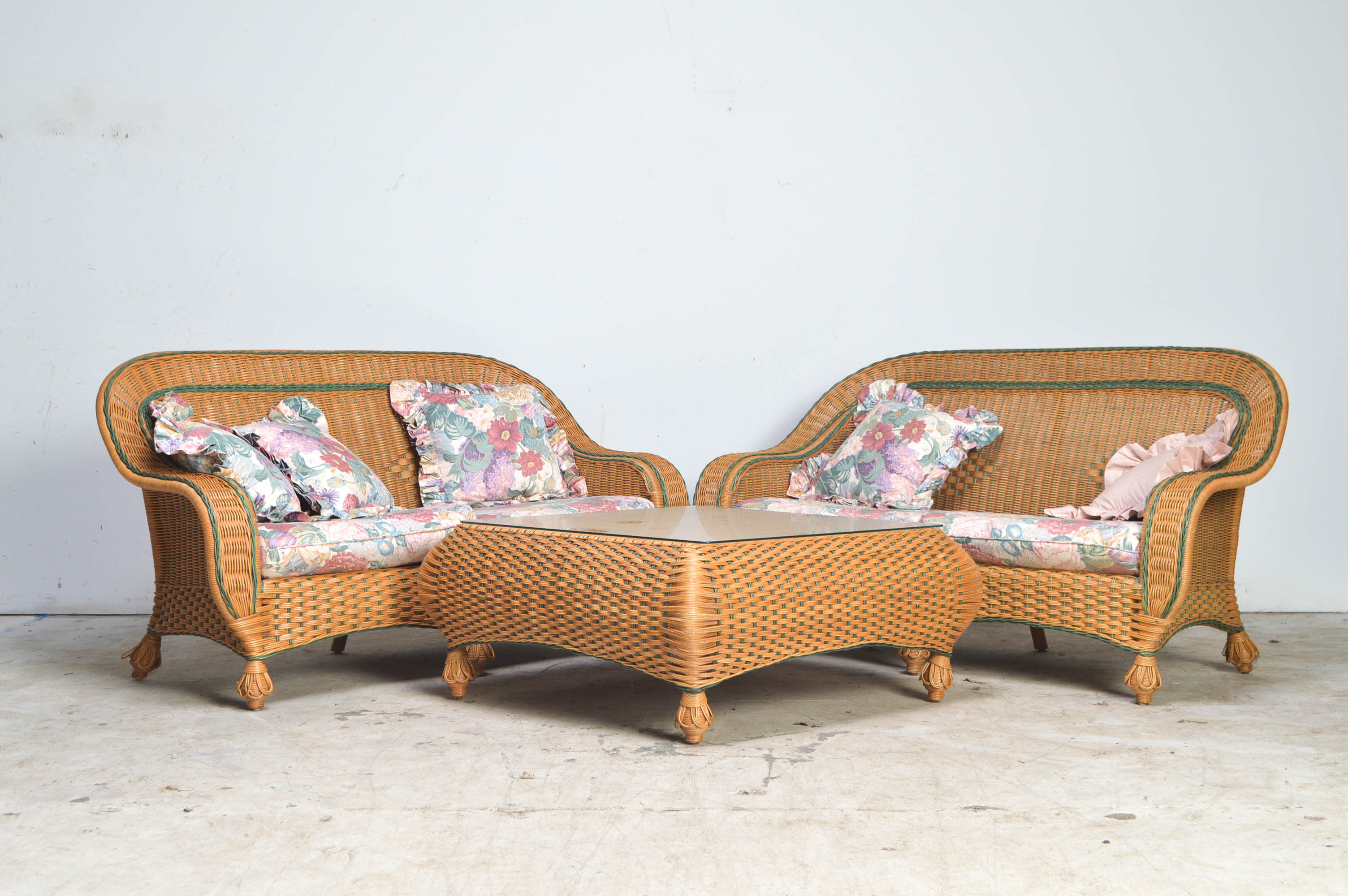 Henry Link Wicker Furniture Set EBTH