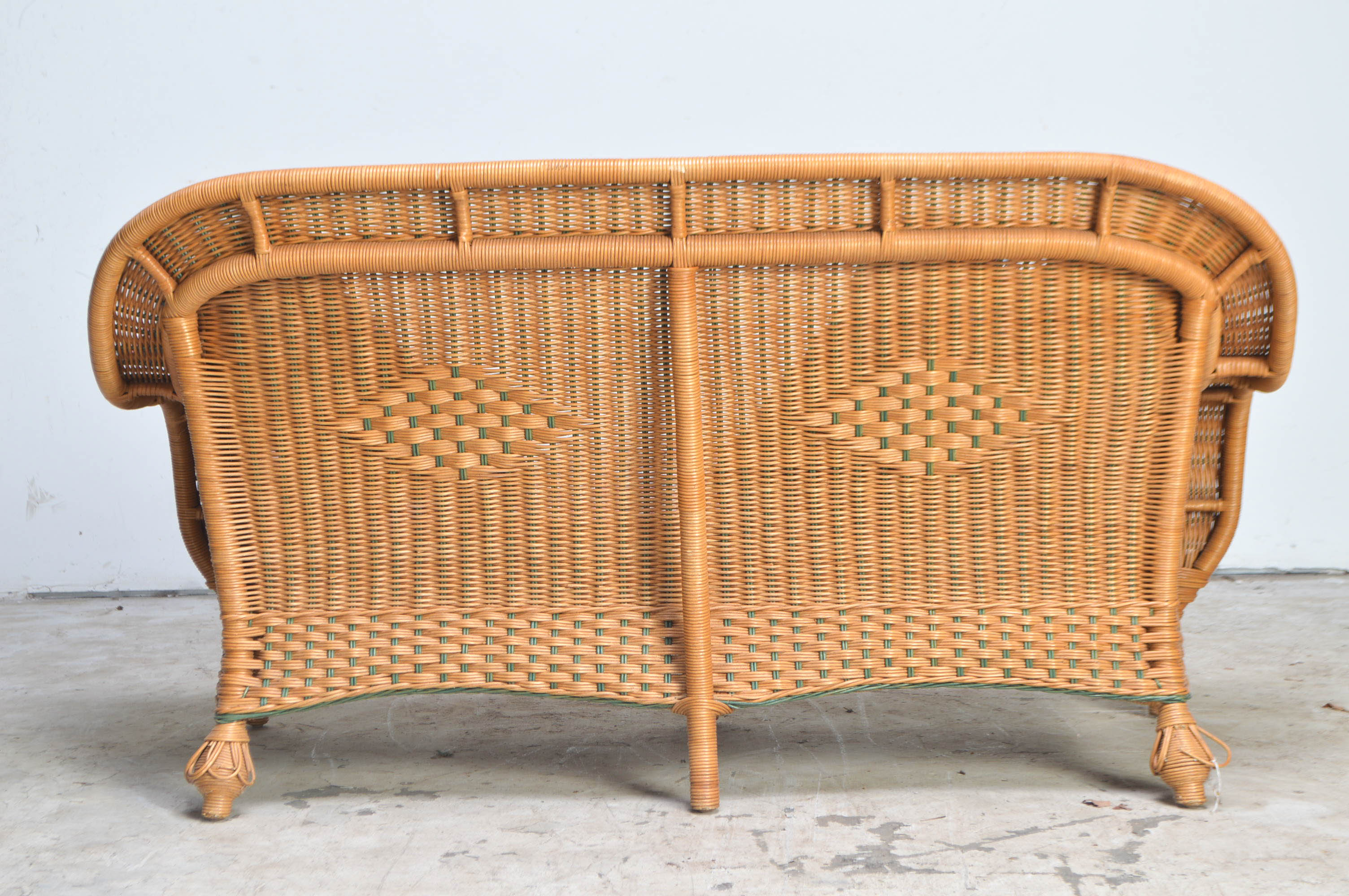 Henry Link Wicker Furniture Set EBTH