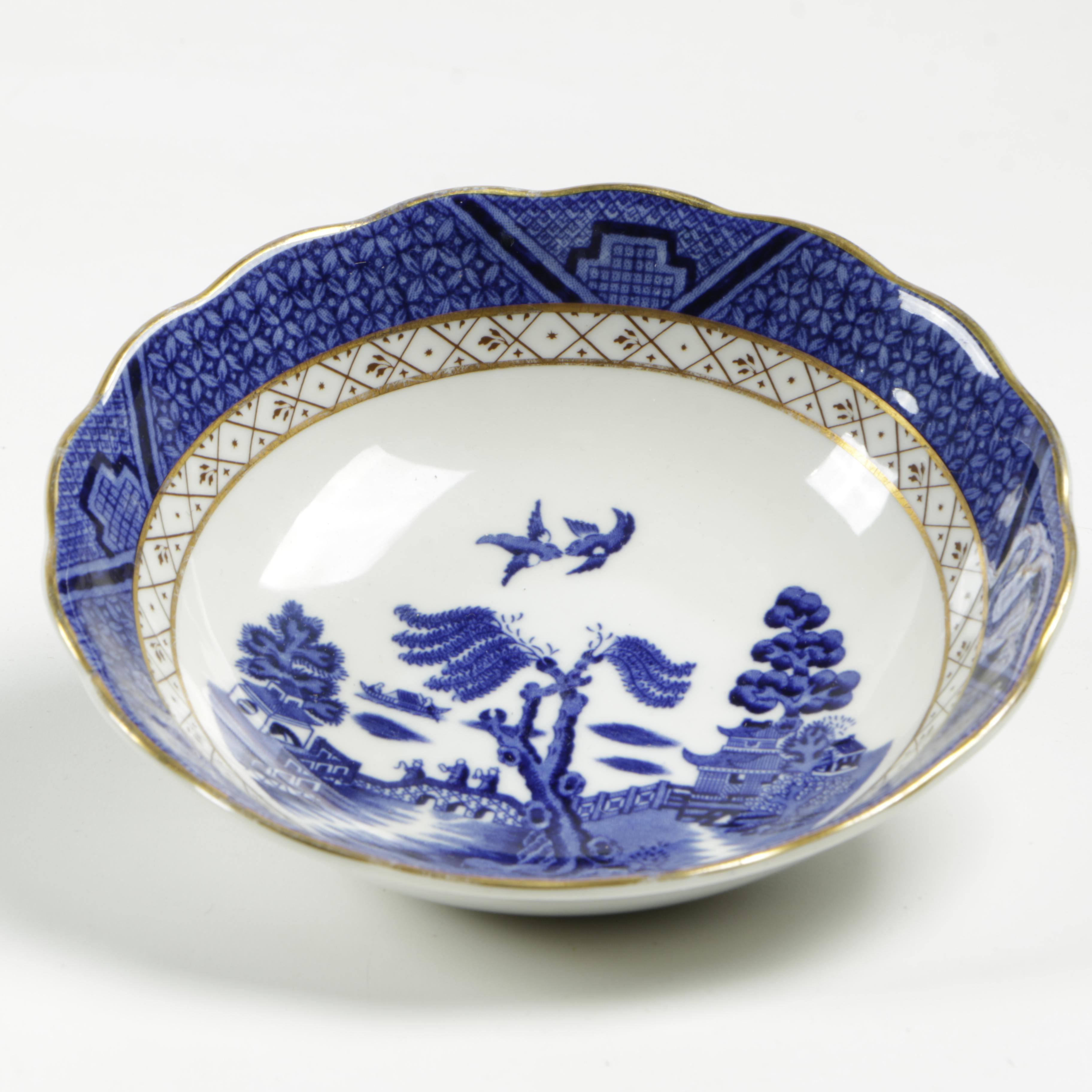 Royal Doulton "Real Old Willow" China Set EBTH