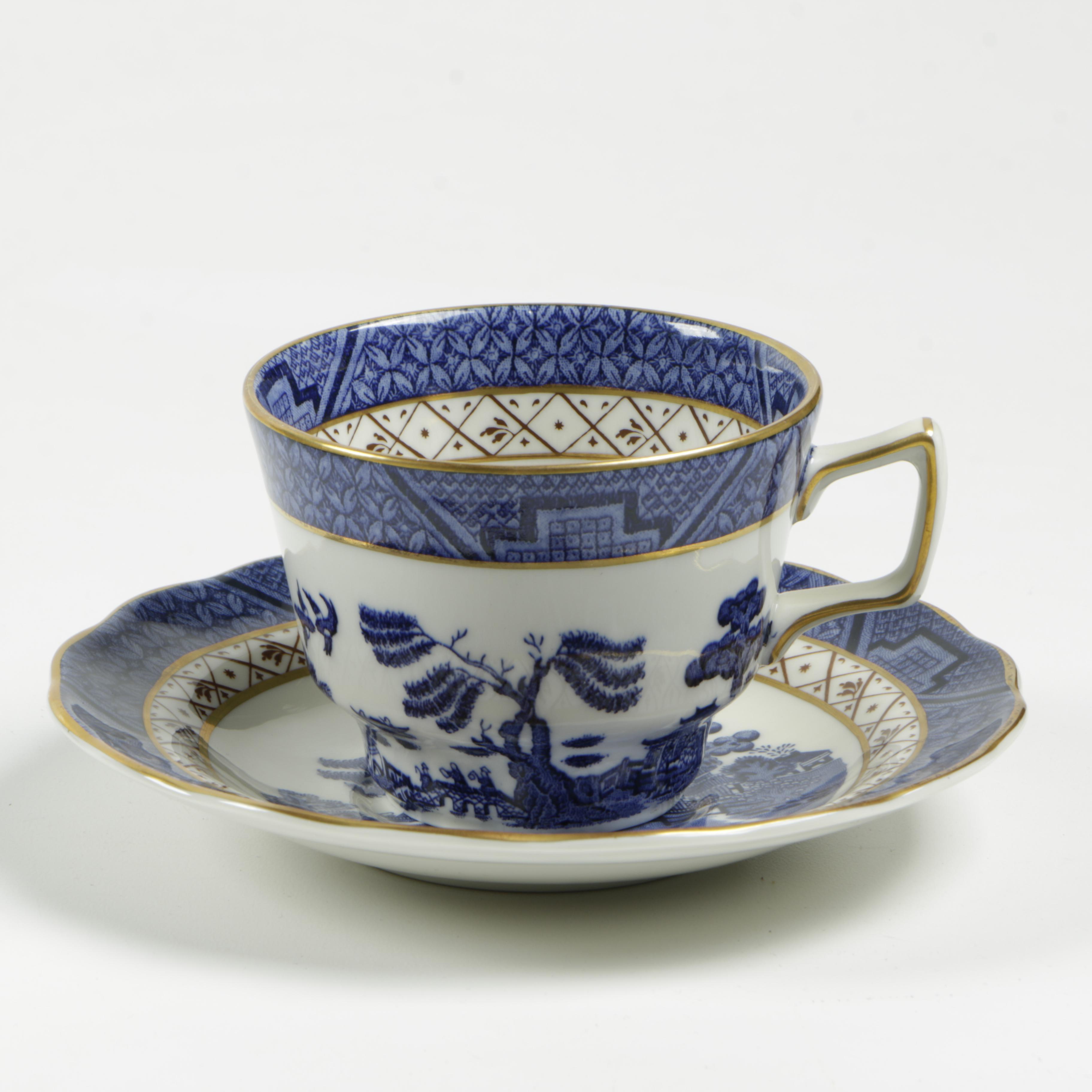 Royal Doulton "Real Old Willow" China Set EBTH