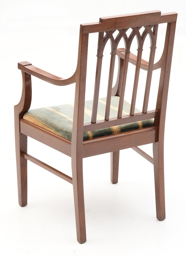 Mahogany Dining Table and Chairs | EBTH