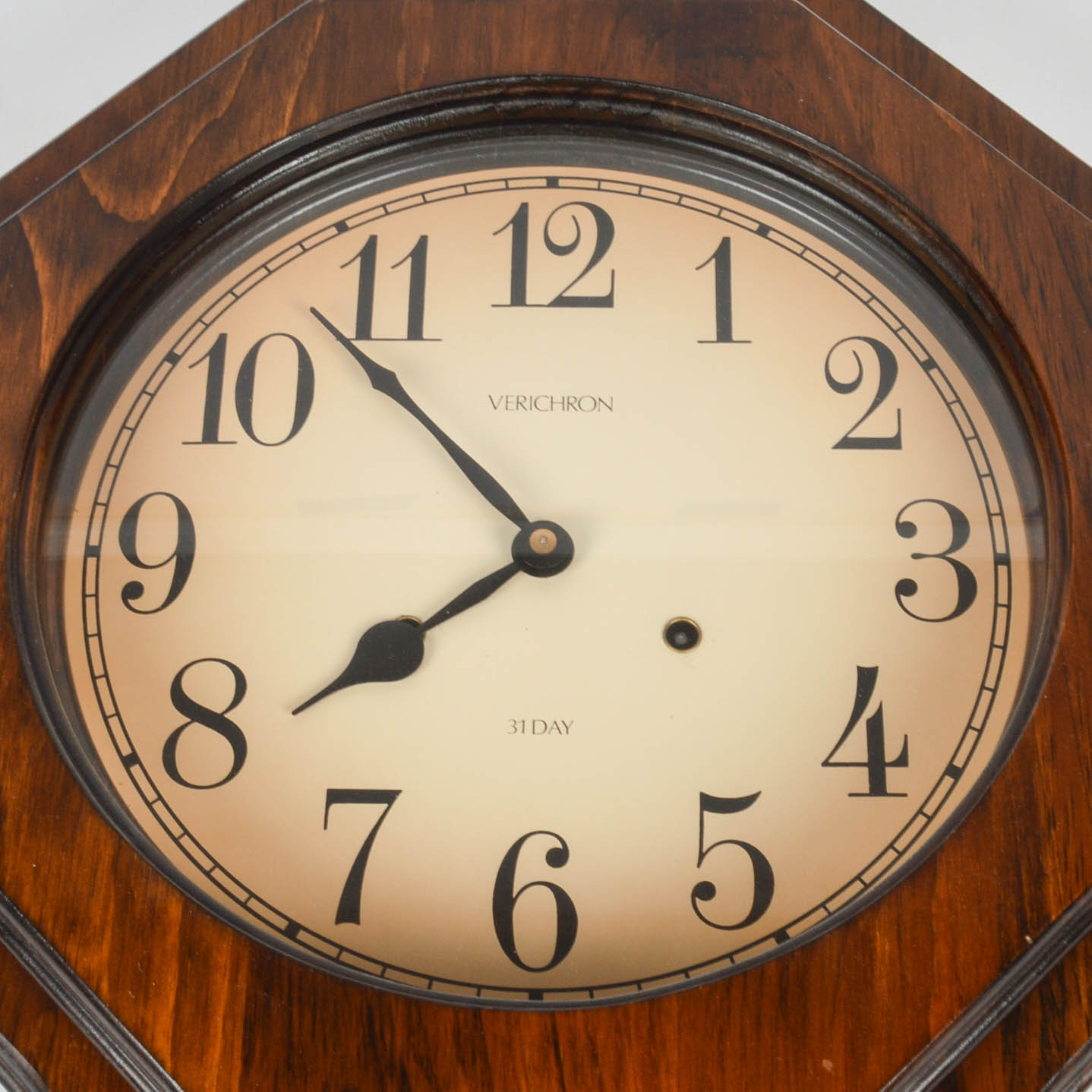 Verichron 31Day Wall Clock EBTH